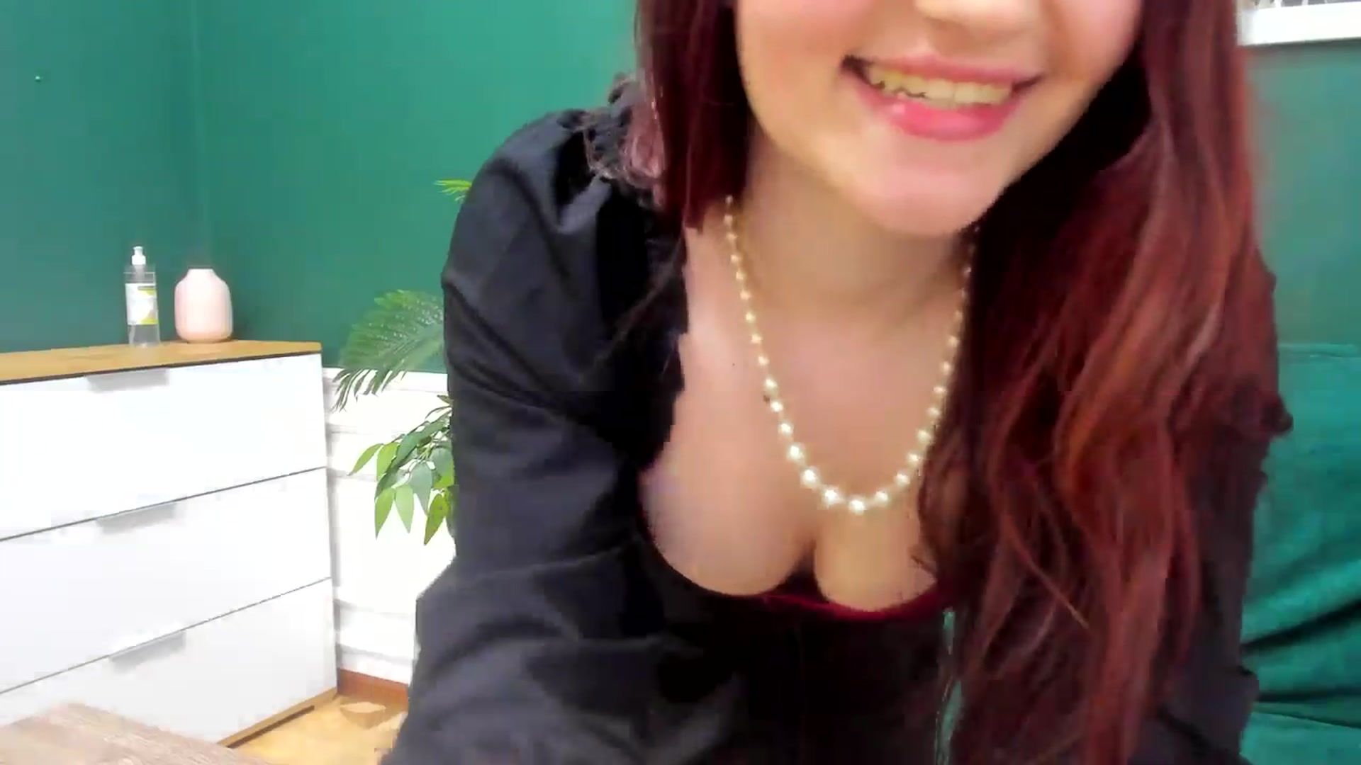 Gallery image thumbnail from AmeliaKriss's myfreecams stream on, 04/29/2025, 12:30 image 19 of 20