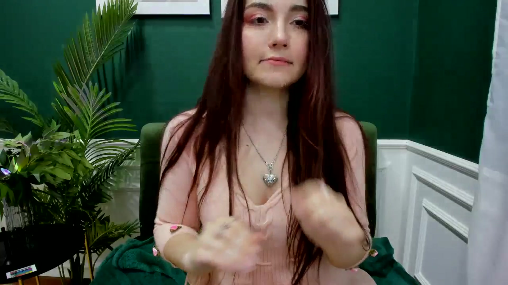 Gallery image thumbnail from AmeliaKriss's myfreecams stream on, 05/09/2025, 14:45 image 11 of 20