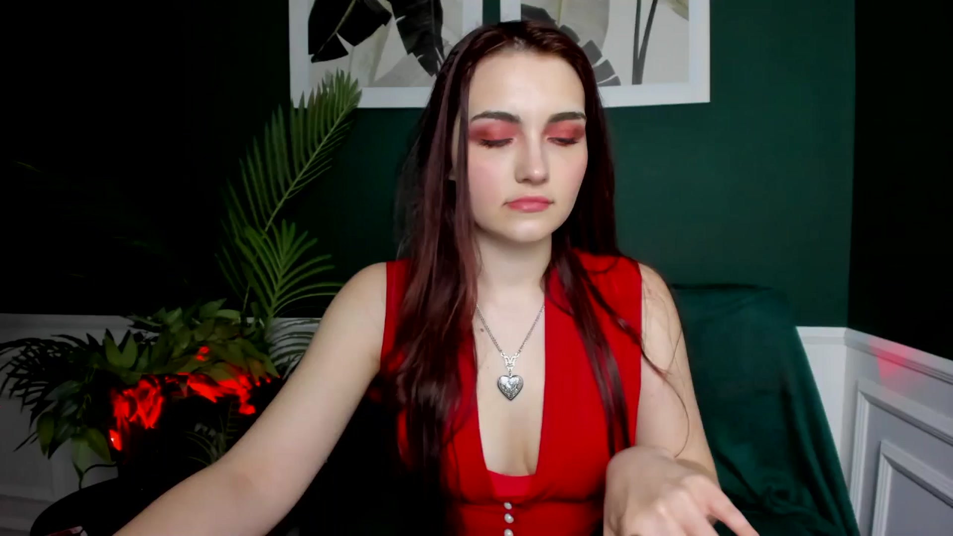 Gallery image thumbnail from AmeliaKriss's myfreecams stream on, 05/11/2025, 10:28 image 6 of 20
