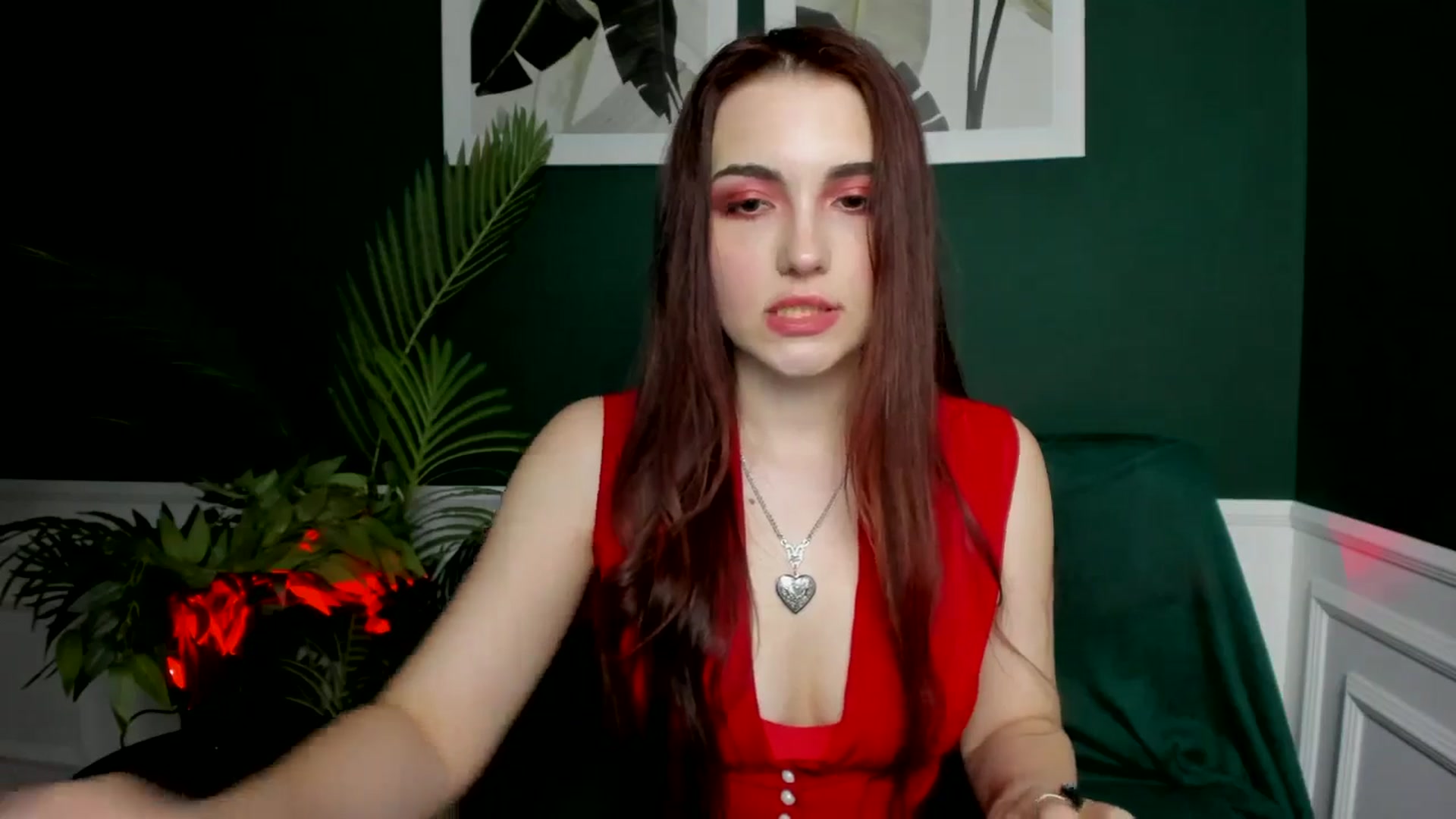 Gallery image thumbnail from AmeliaKriss's myfreecams stream on, 05/11/2025, 10:28 image 2 of 20