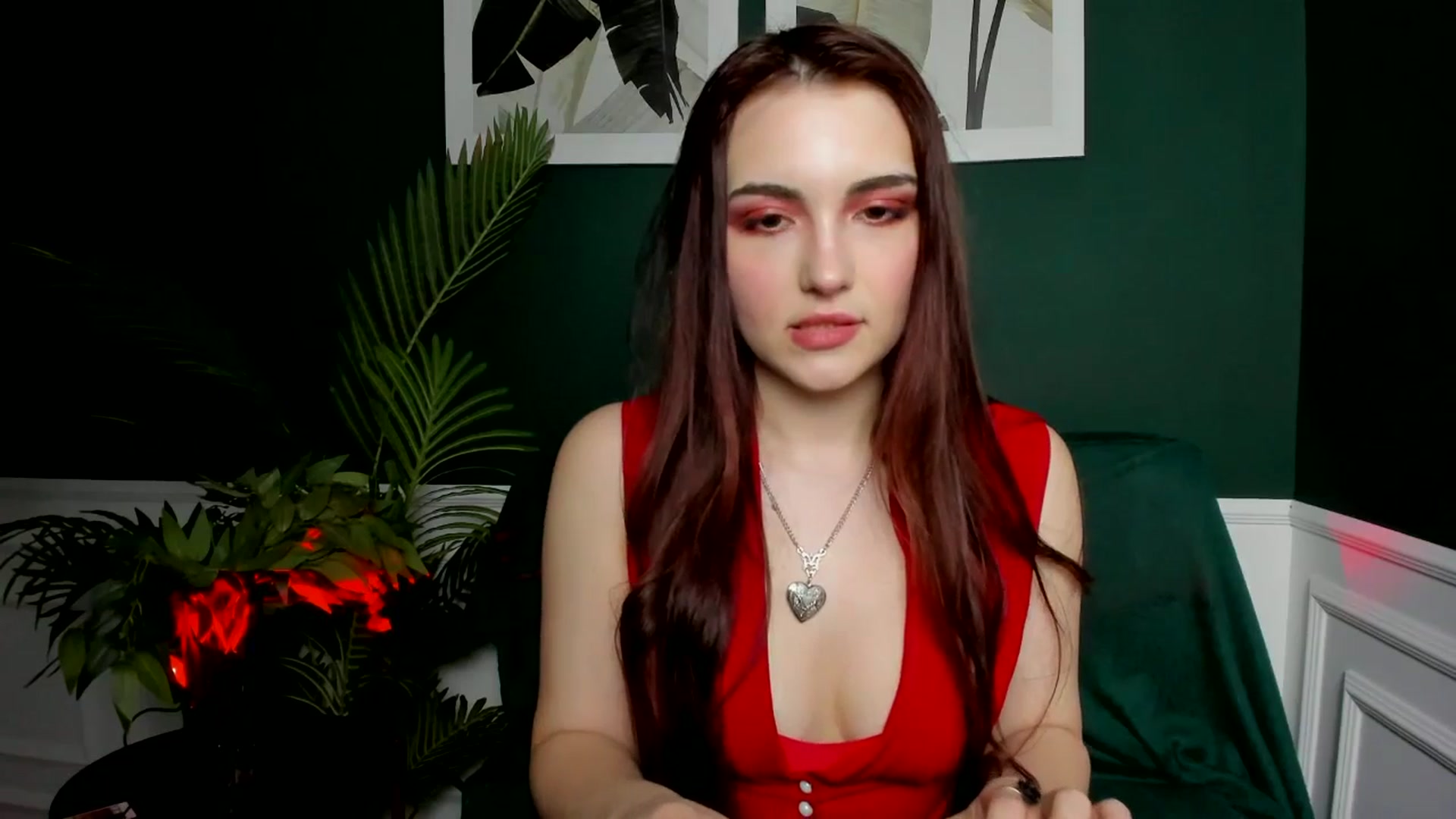 Gallery image thumbnail from AmeliaKriss's myfreecams stream on, 05/11/2025, 10:28 image 10 of 20