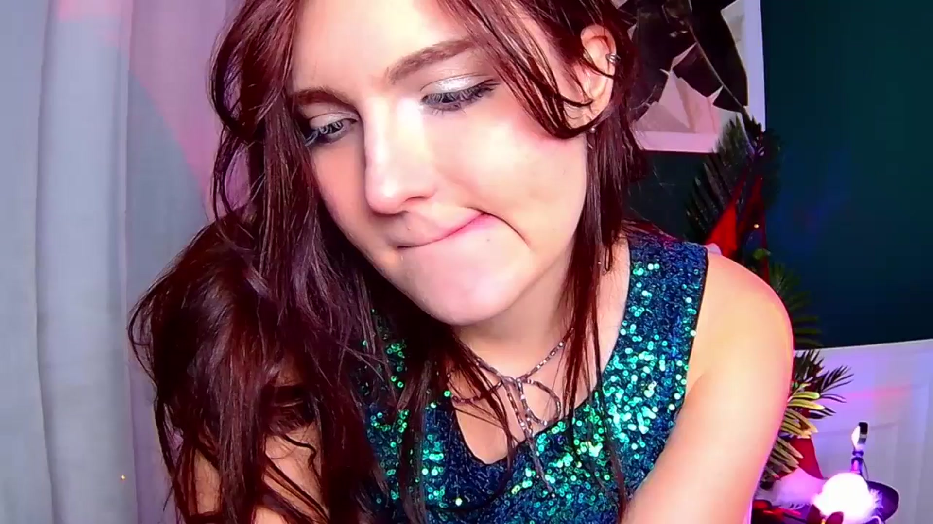 Gallery image thumbnail from AmeliaKriss's myfreecams stream on, 12/31/2025, 11:38 image 3 of 20