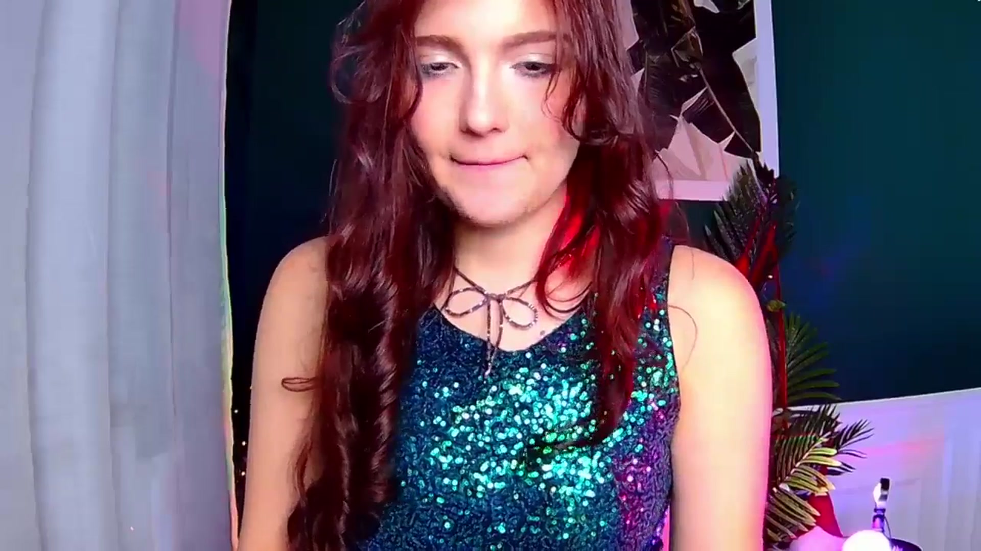 Gallery image thumbnail from AmeliaKriss's myfreecams stream on, 12/31/2025, 11:38 image 12 of 20