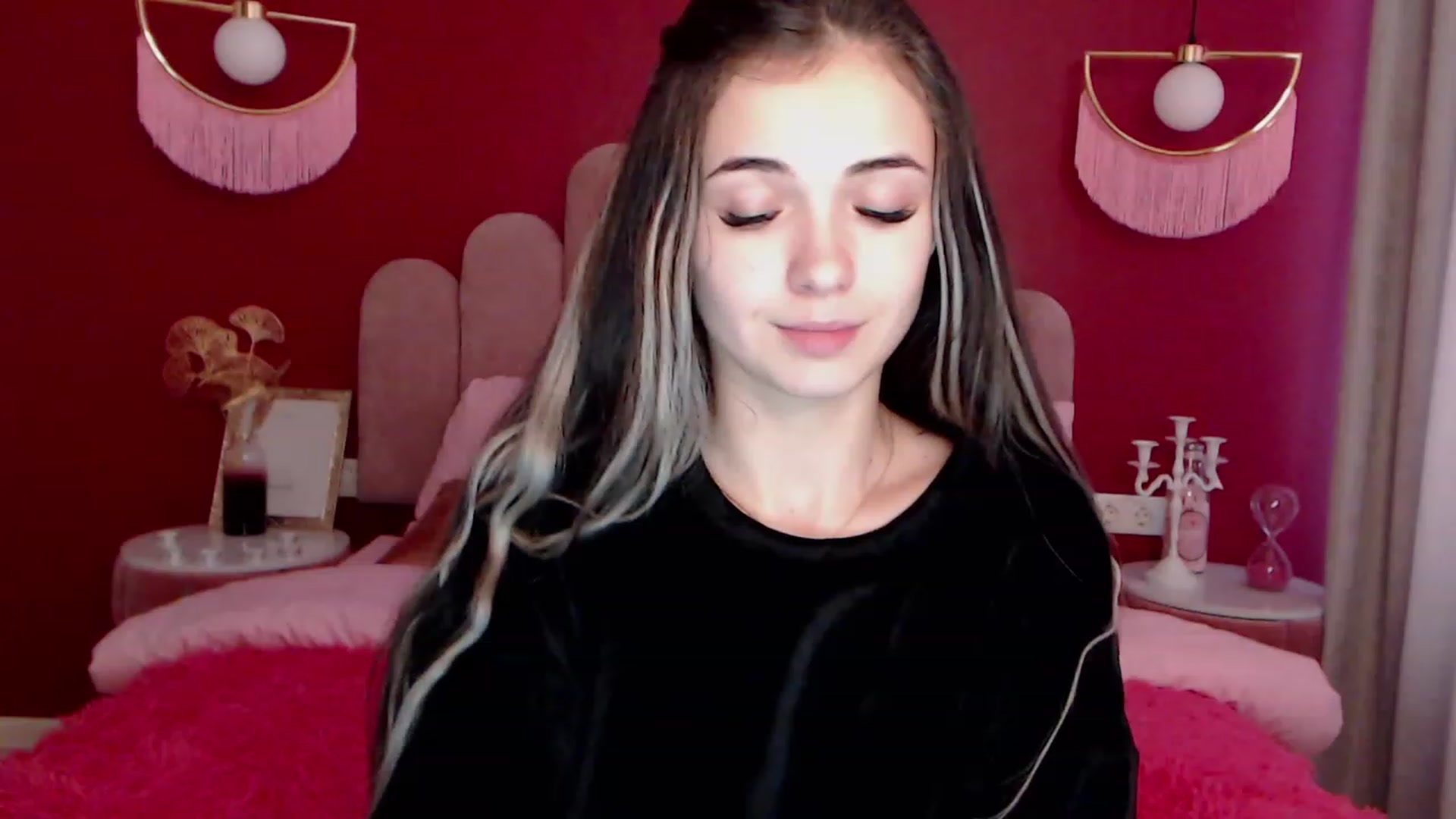 Gallery image thumbnail from AmeliaMFC's myfreecams stream on, 11/24/2022, 11:14 image 17 of 20