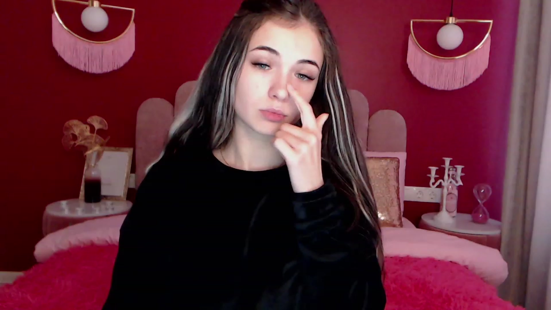 Gallery image thumbnail from AmeliaMFC's myfreecams stream on, 11/24/2022, 11:14 image 6 of 20