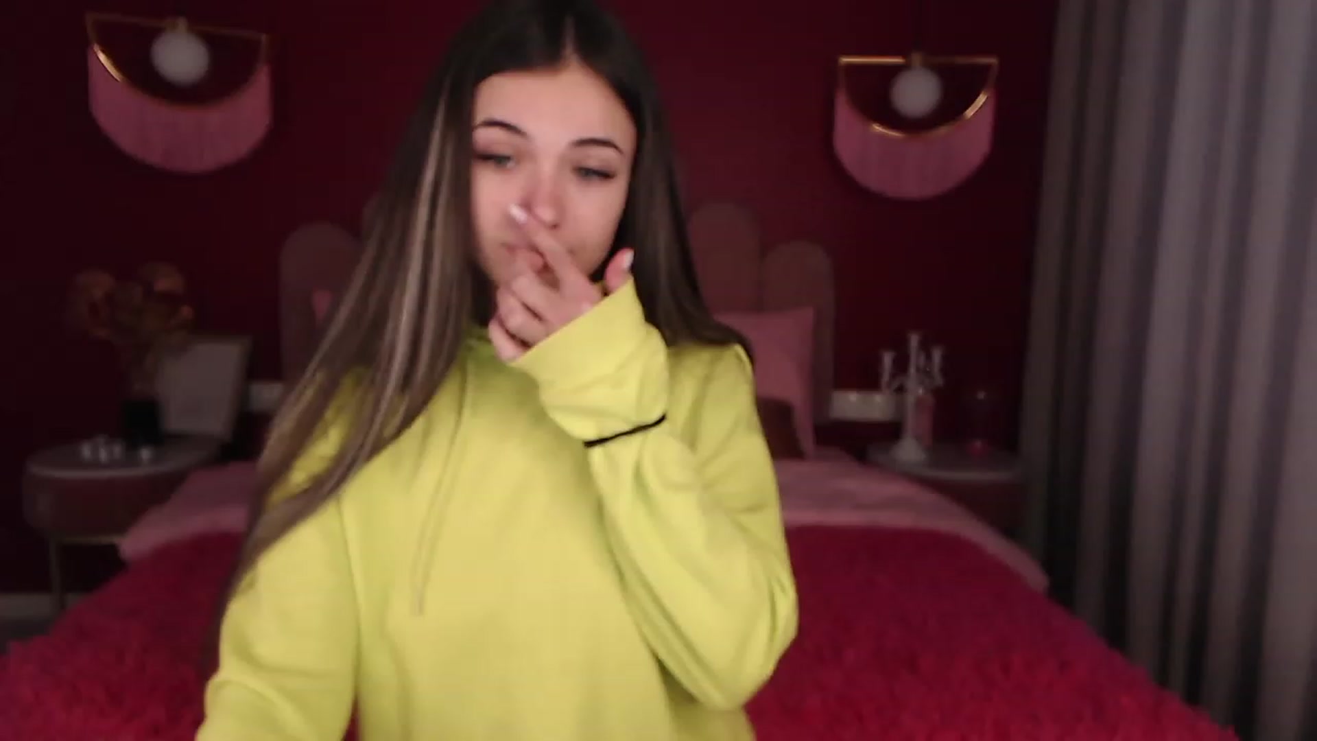 Gallery image thumbnail from AmeliaMFC's myfreecams stream on, 12/01/2022, 09:44 image 2 of 20