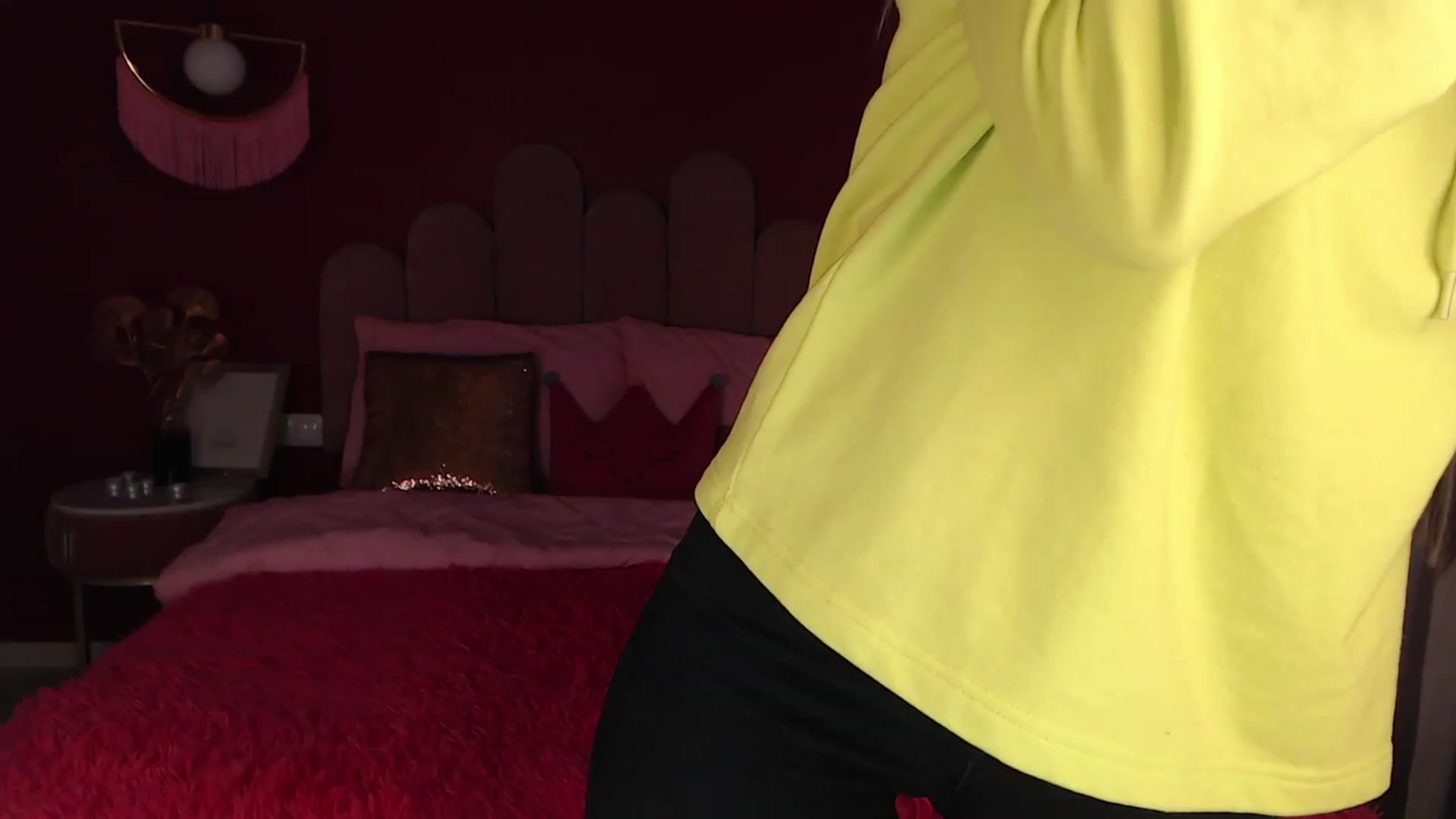 Gallery image thumbnail from AmeliaMFC's myfreecams stream on, 12/01/2022, 11:04 image 4 of 20