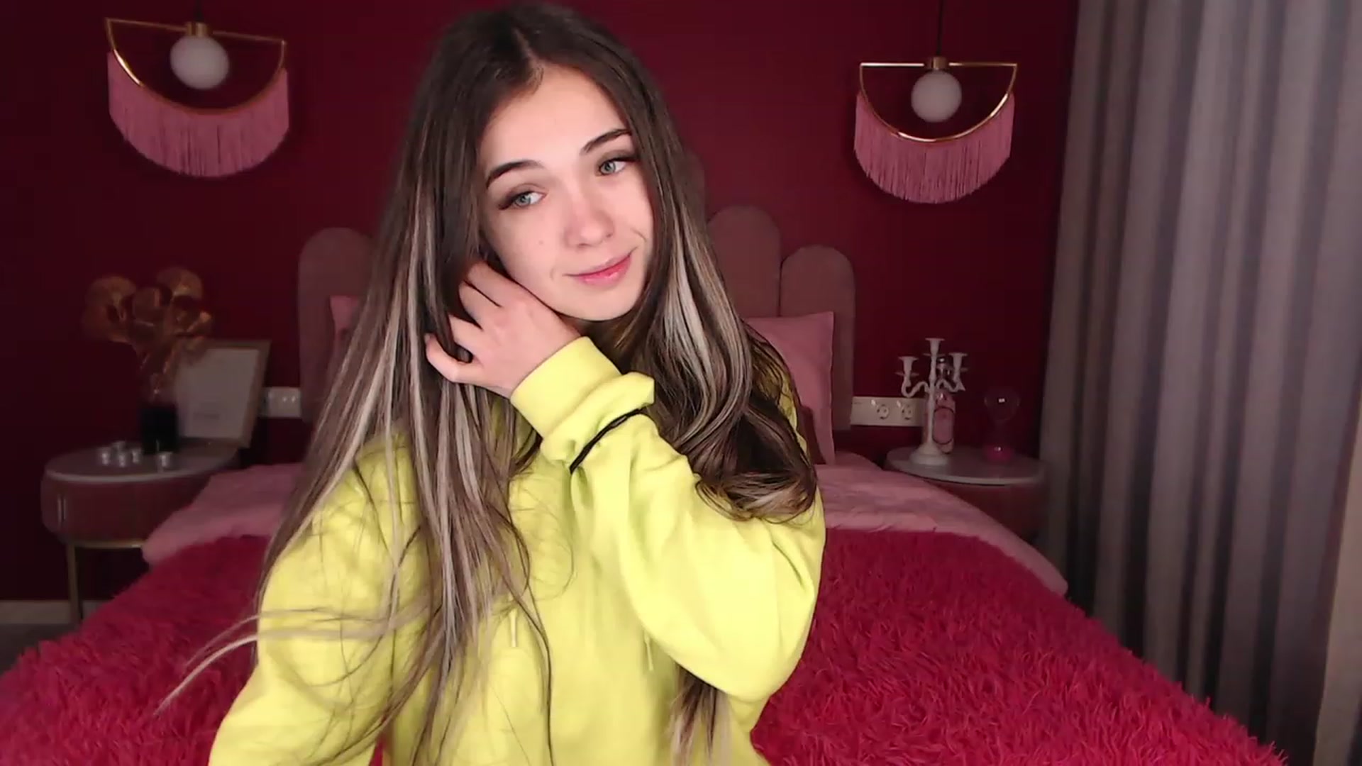 Gallery image thumbnail from AmeliaMFC's myfreecams stream on, 12/01/2022, 11:04 image 19 of 20