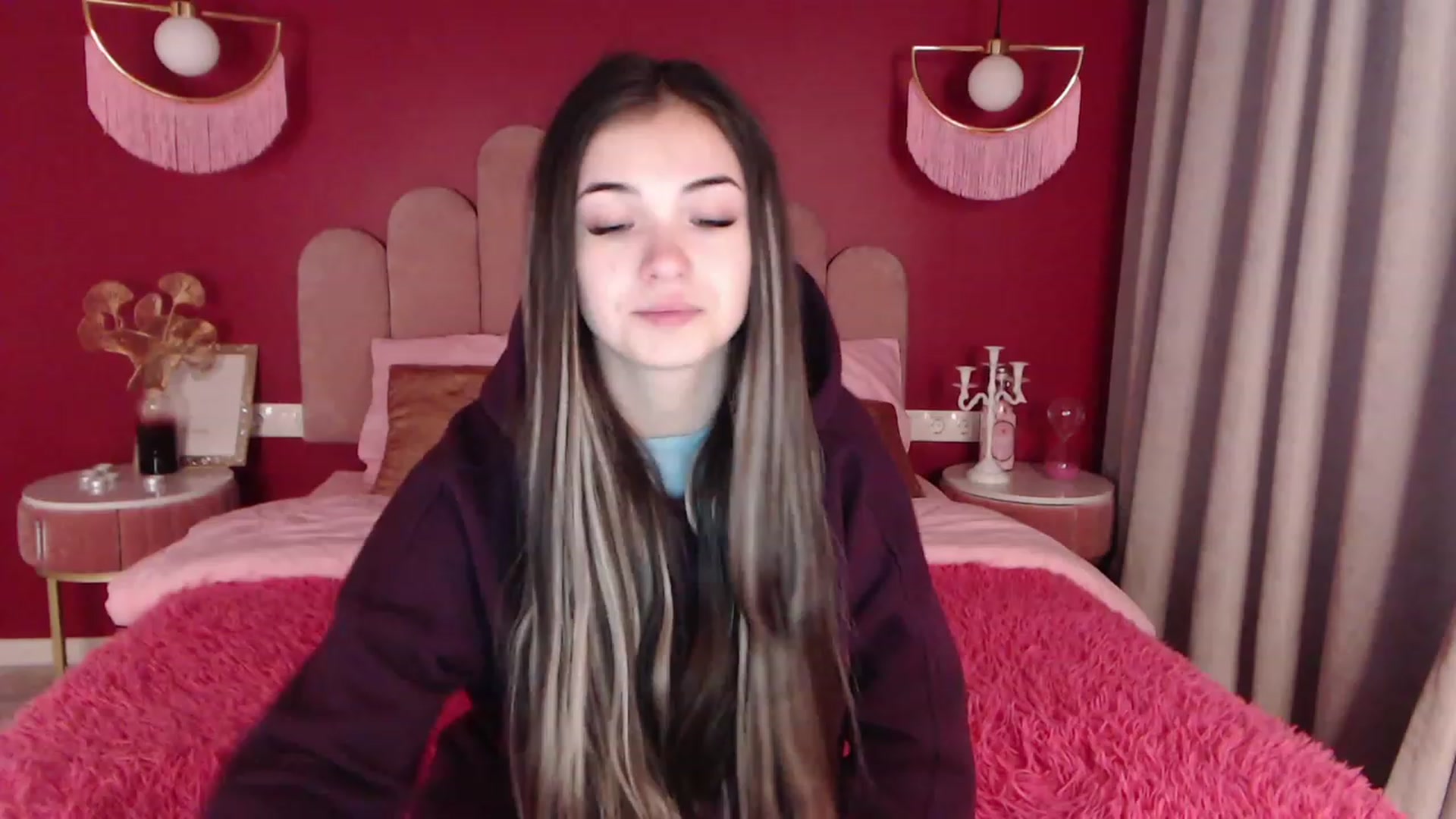 Gallery image thumbnail from AmeliaMFC's myfreecams stream on, 12/05/2022, 13:49 image 2 of 20