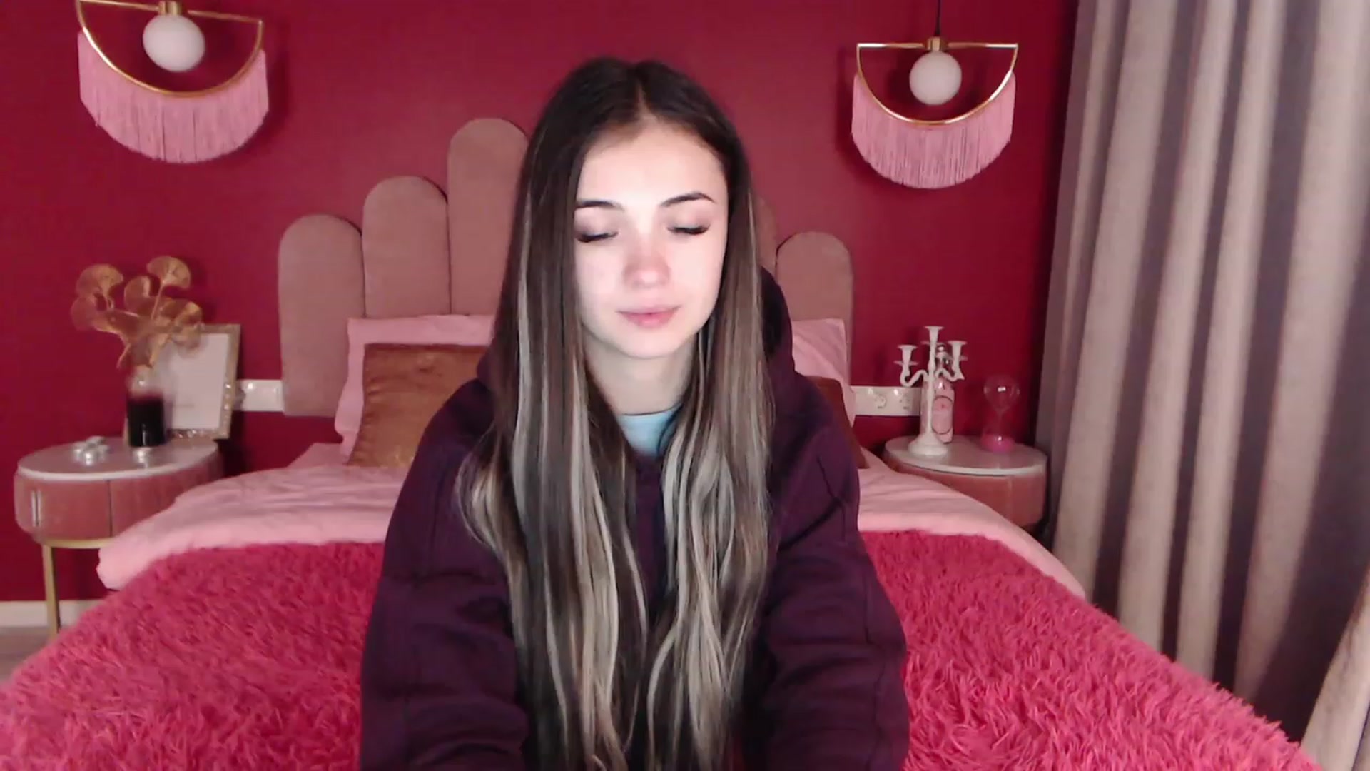 Gallery image thumbnail from AmeliaMFC's myfreecams stream on, 12/05/2022, 13:49 image 18 of 20