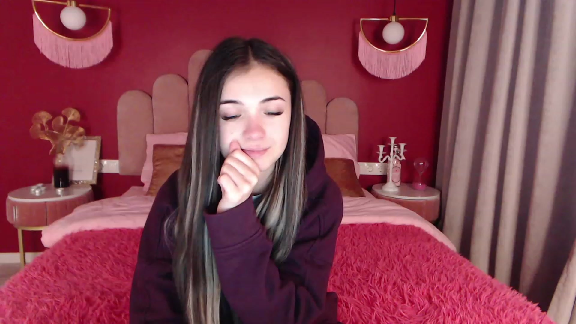 Gallery image thumbnail from AmeliaMFC's myfreecams stream on, 12/05/2022, 13:49 image 16 of 20