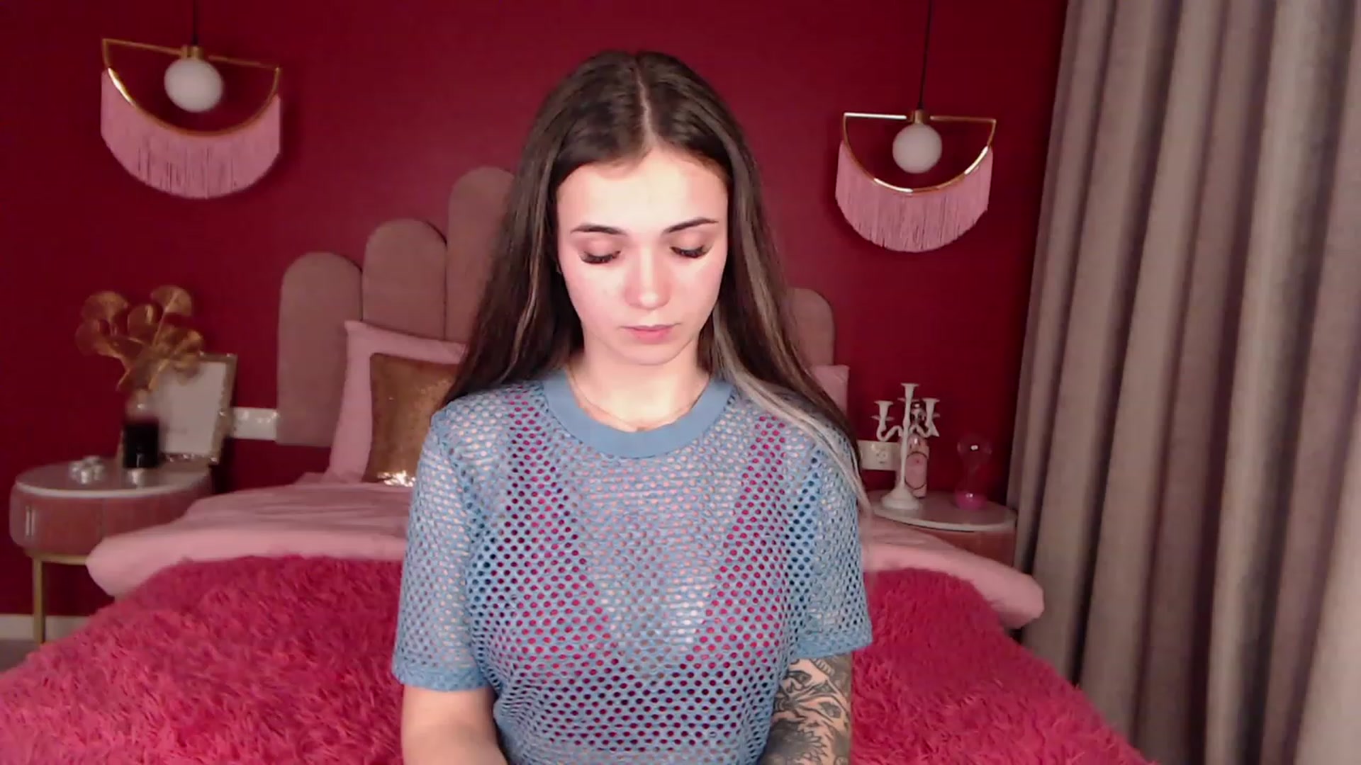 Gallery image thumbnail from AmeliaMFC's myfreecams stream on, 12/07/2022, 15:47 image 7 of 20