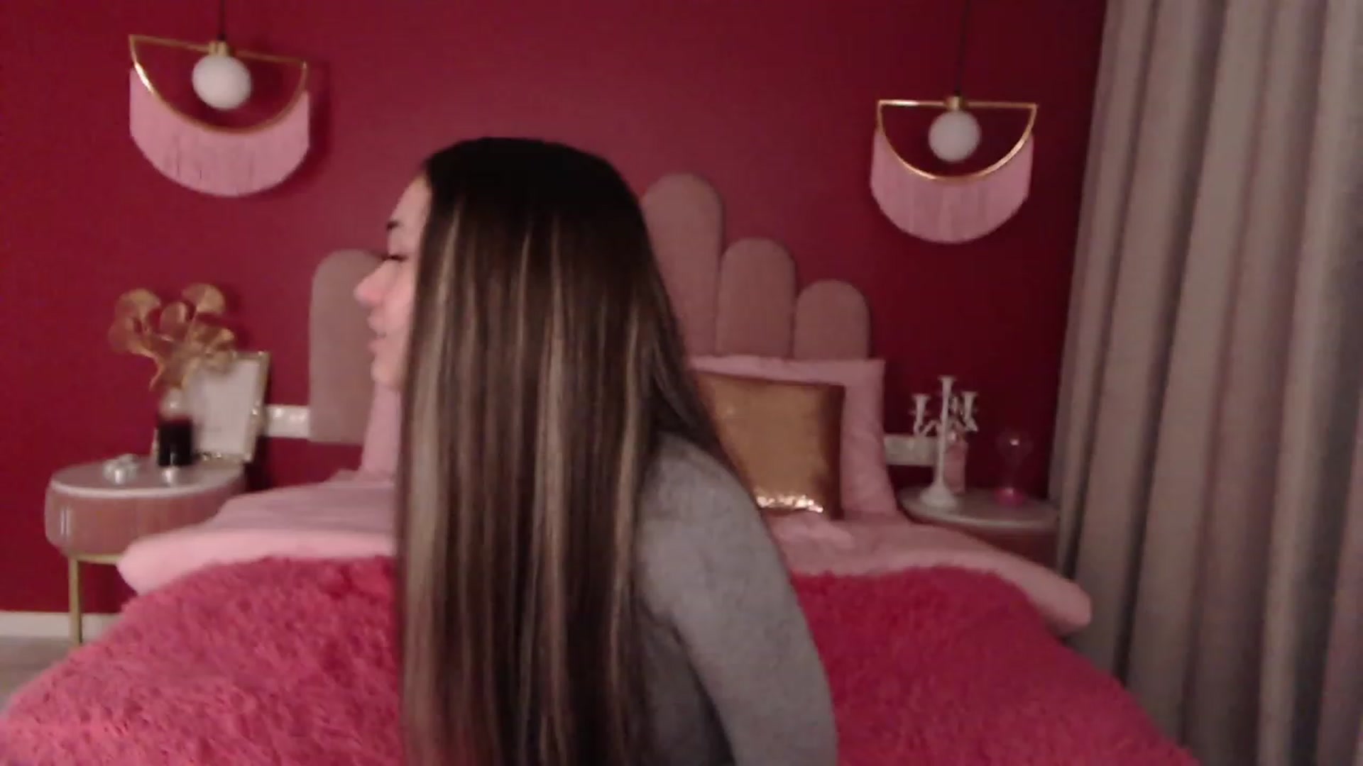Gallery image thumbnail from AmeliaMFC's myfreecams stream on, 12/07/2022, 18:35 image 18 of 20