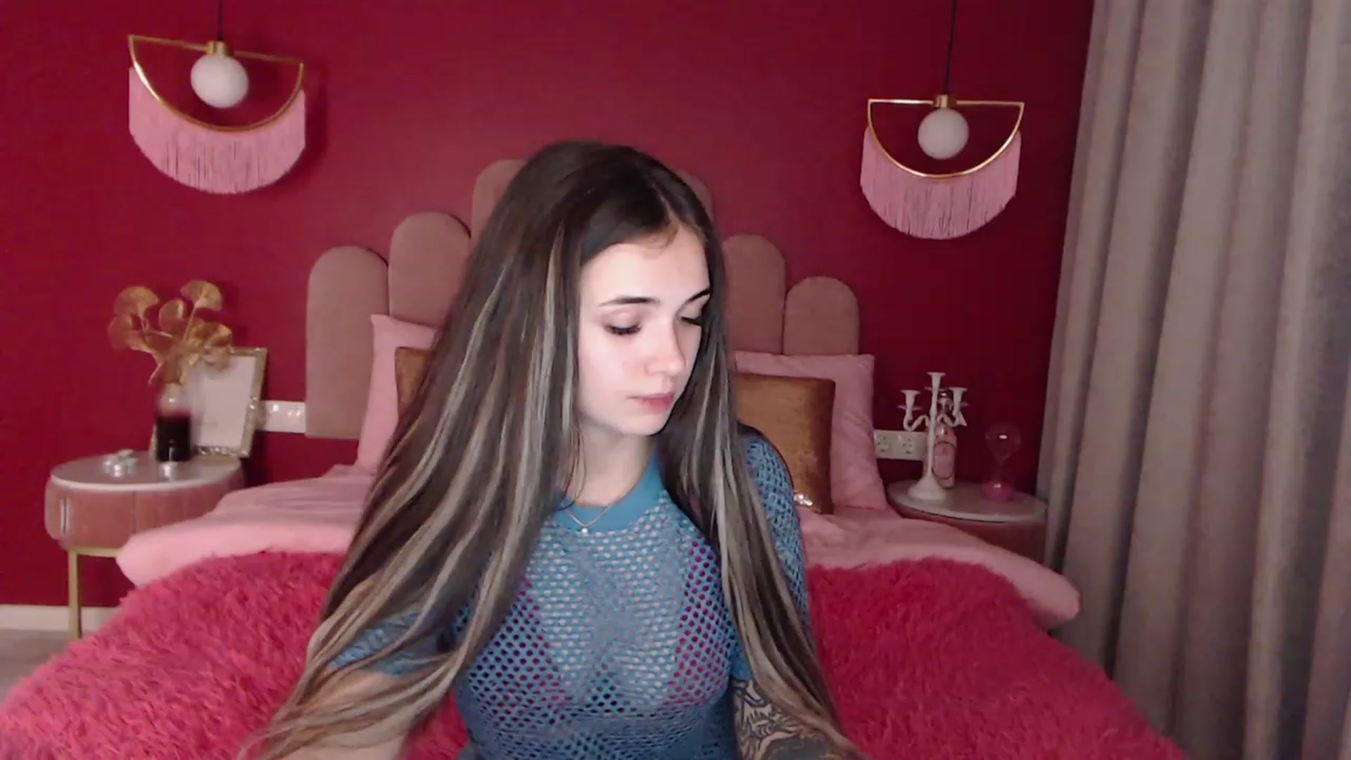Gallery image thumbnail from AmeliaMFC's myfreecams stream on, 12/07/2022, 18:35 image 4 of 20