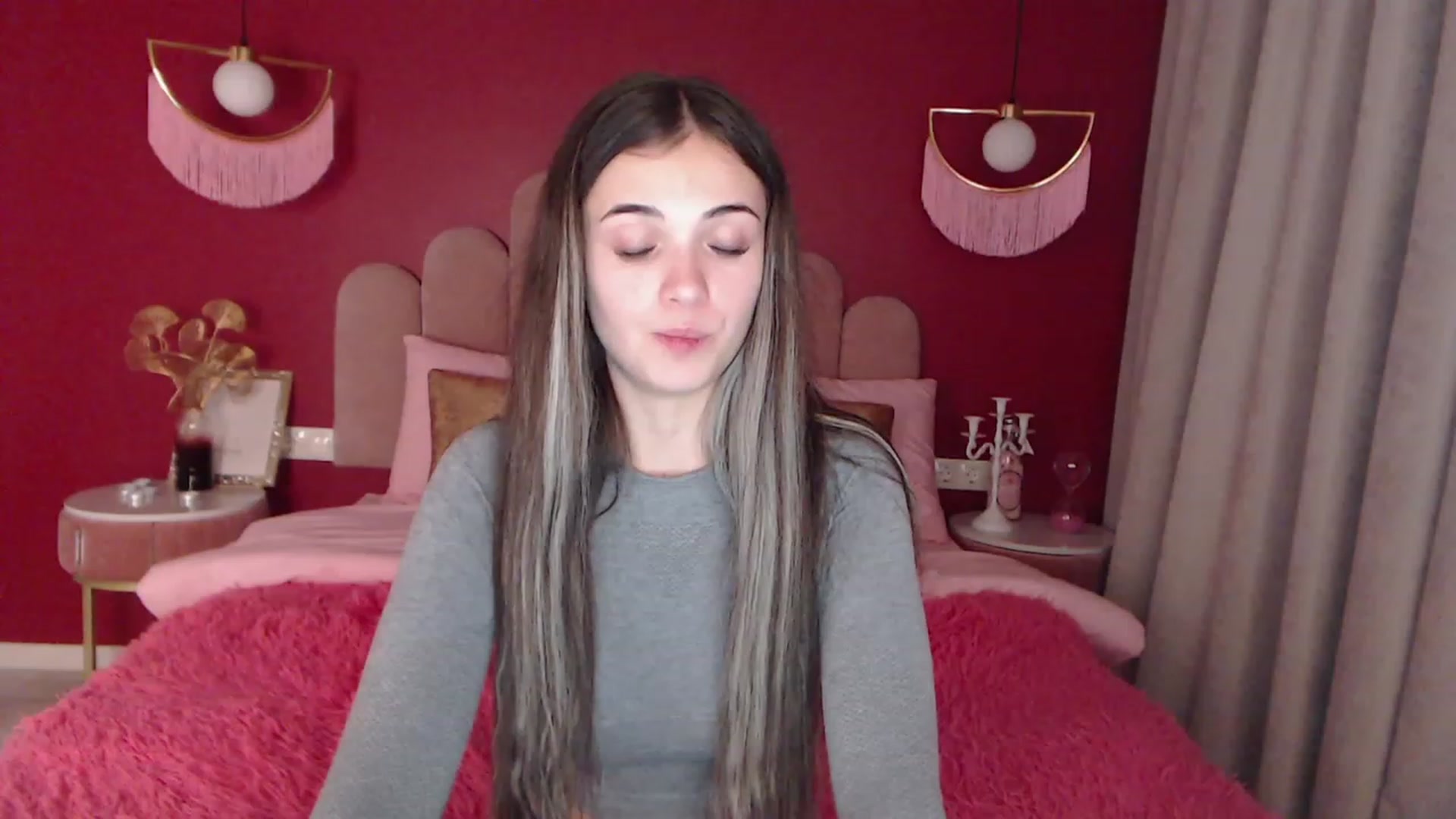 Gallery image thumbnail from AmeliaMFC's myfreecams stream on, 12/07/2022, 19:32 image 7 of 20