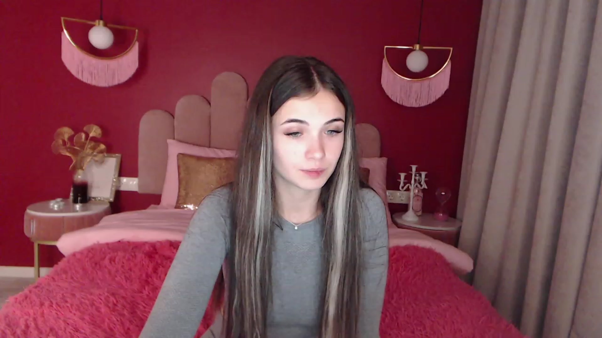 Gallery image thumbnail from AmeliaMFC's myfreecams stream on, 12/07/2022, 19:32 image 10 of 20