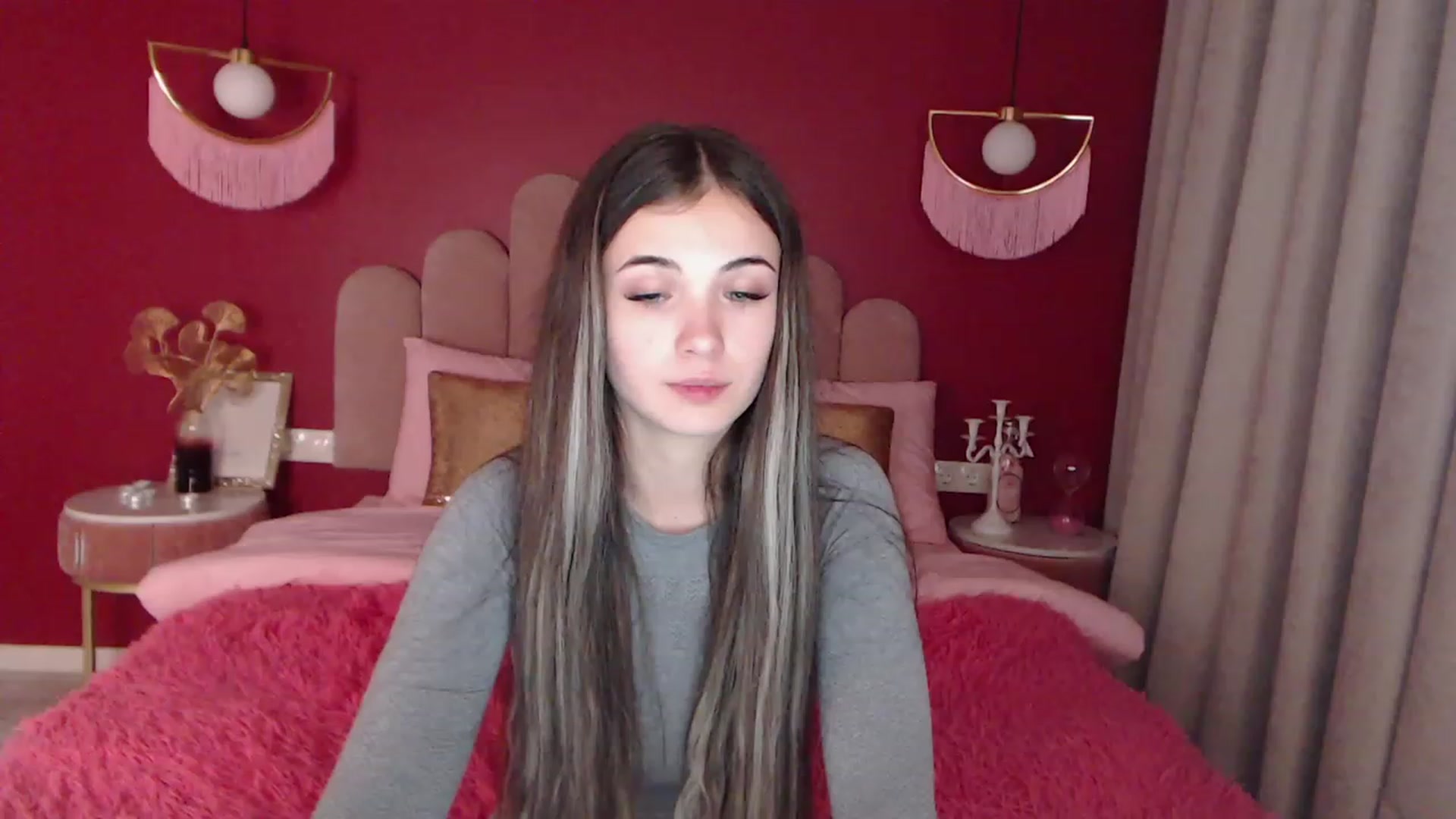 Gallery image thumbnail from AmeliaMFC's myfreecams stream on, 12/07/2022, 19:32 image 15 of 20
