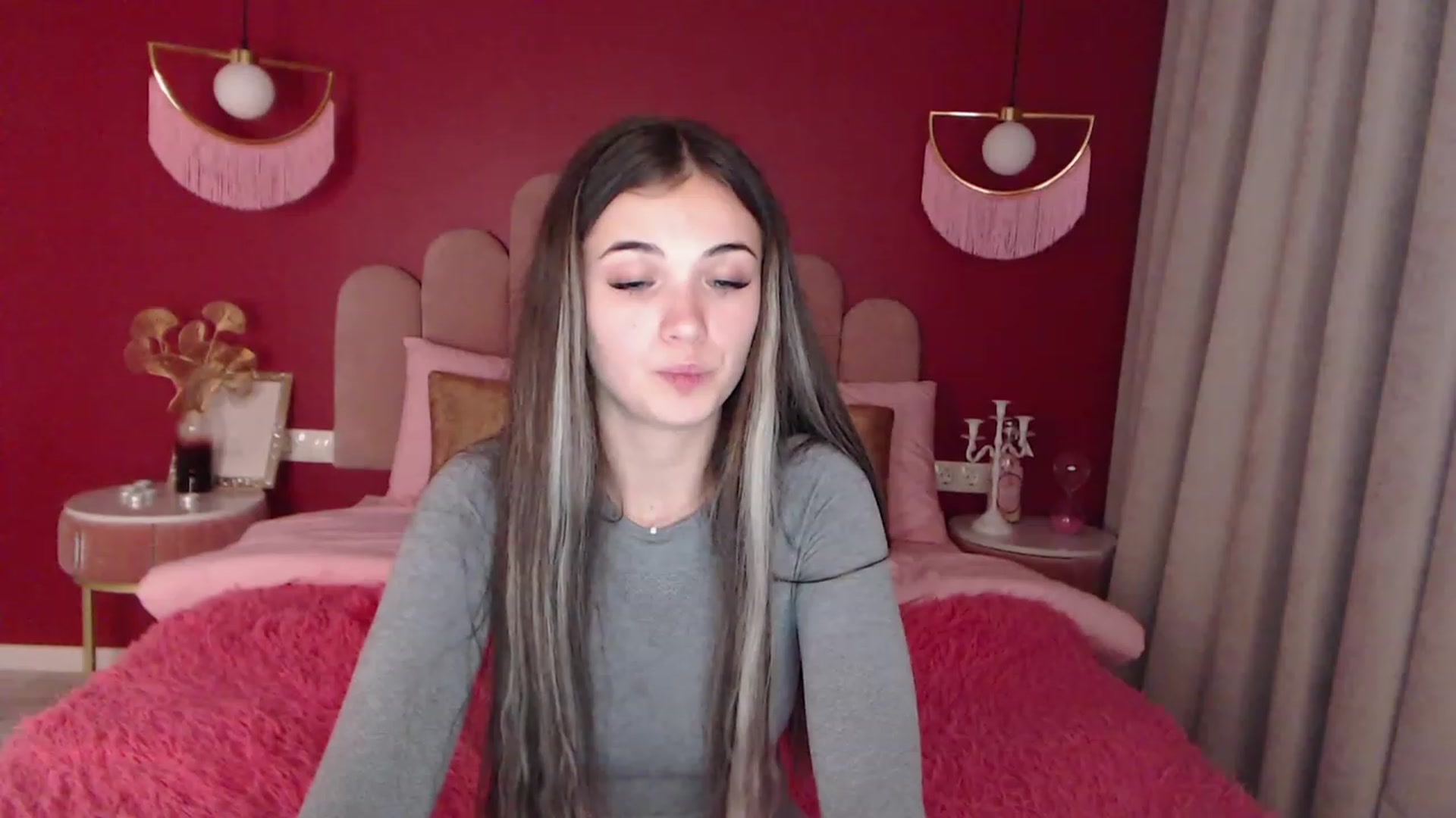 Gallery image thumbnail from AmeliaMFC's myfreecams stream on, 12/07/2022, 19:32 image 8 of 20