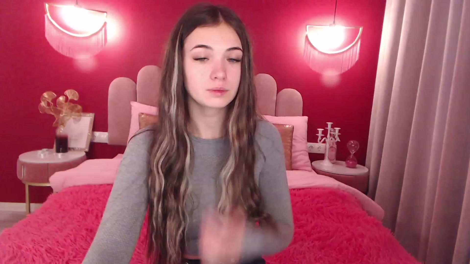 Gallery image thumbnail from AmeliaMFC's myfreecams stream on, 12/08/2022, 07:43 image 5 of 20