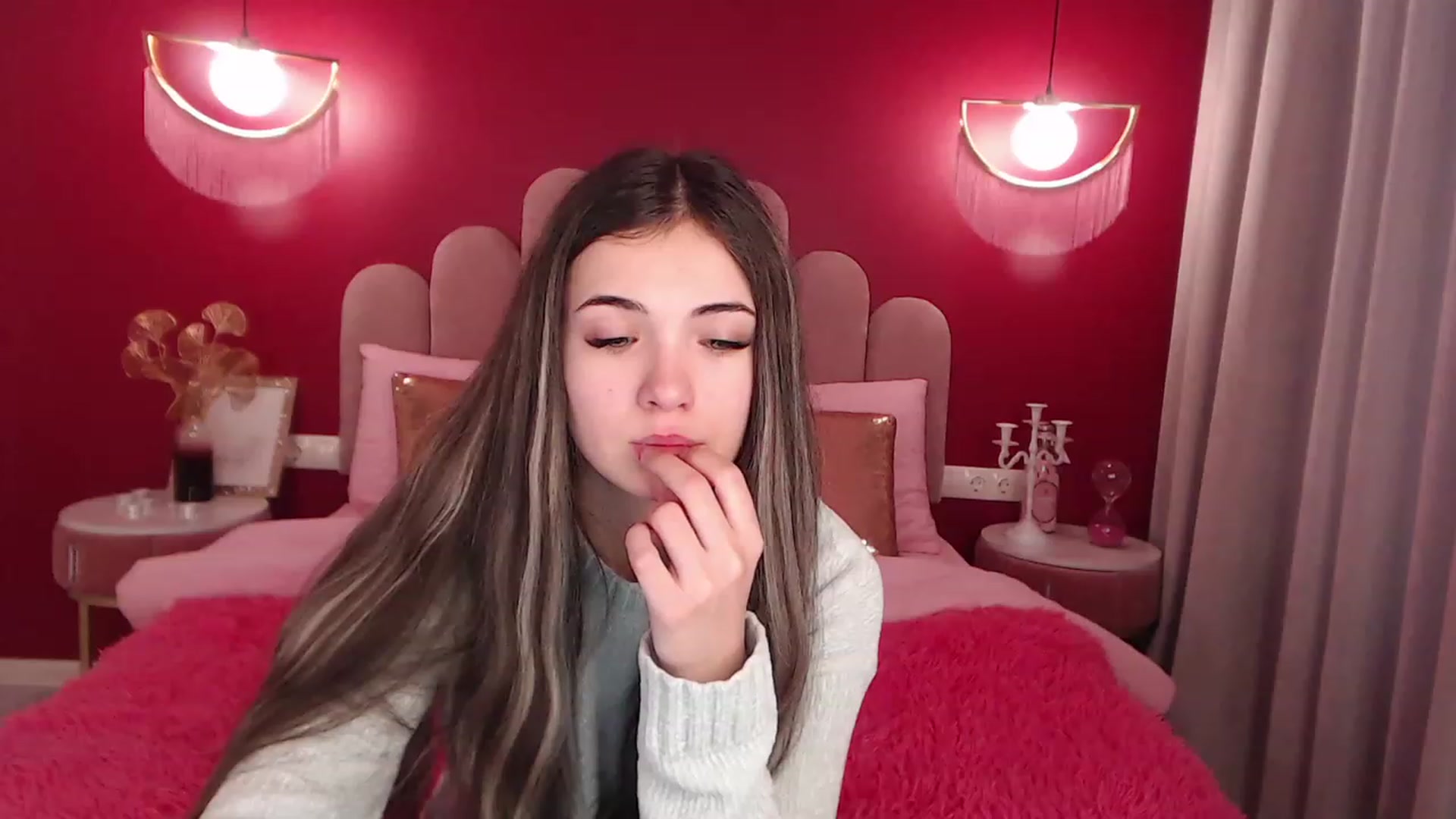 Gallery image thumbnail from AmeliaMFC's myfreecams stream on, 12/09/2022, 07:48 image 14 of 20