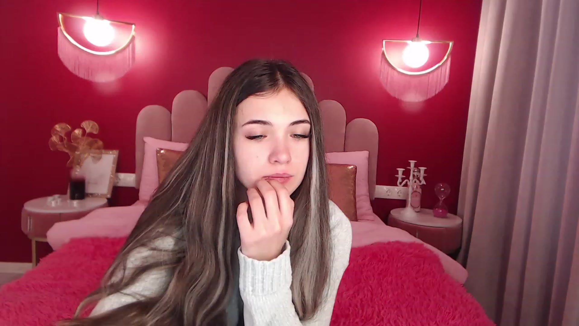 Gallery image thumbnail from AmeliaMFC's myfreecams stream on, 12/09/2022, 07:48 image 9 of 20