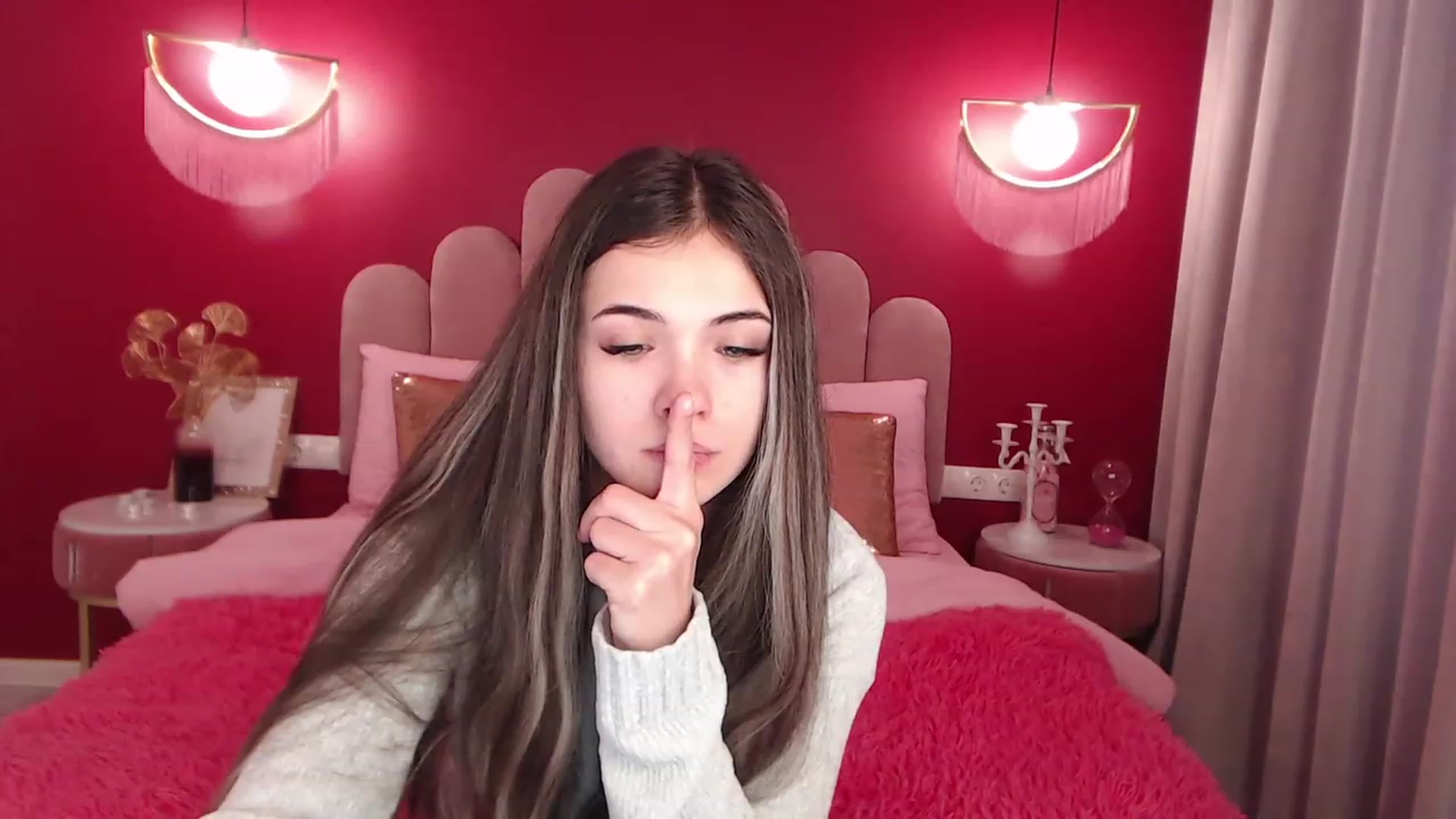 Gallery image thumbnail from AmeliaMFC's myfreecams stream on, 12/09/2022, 07:48 image 13 of 20