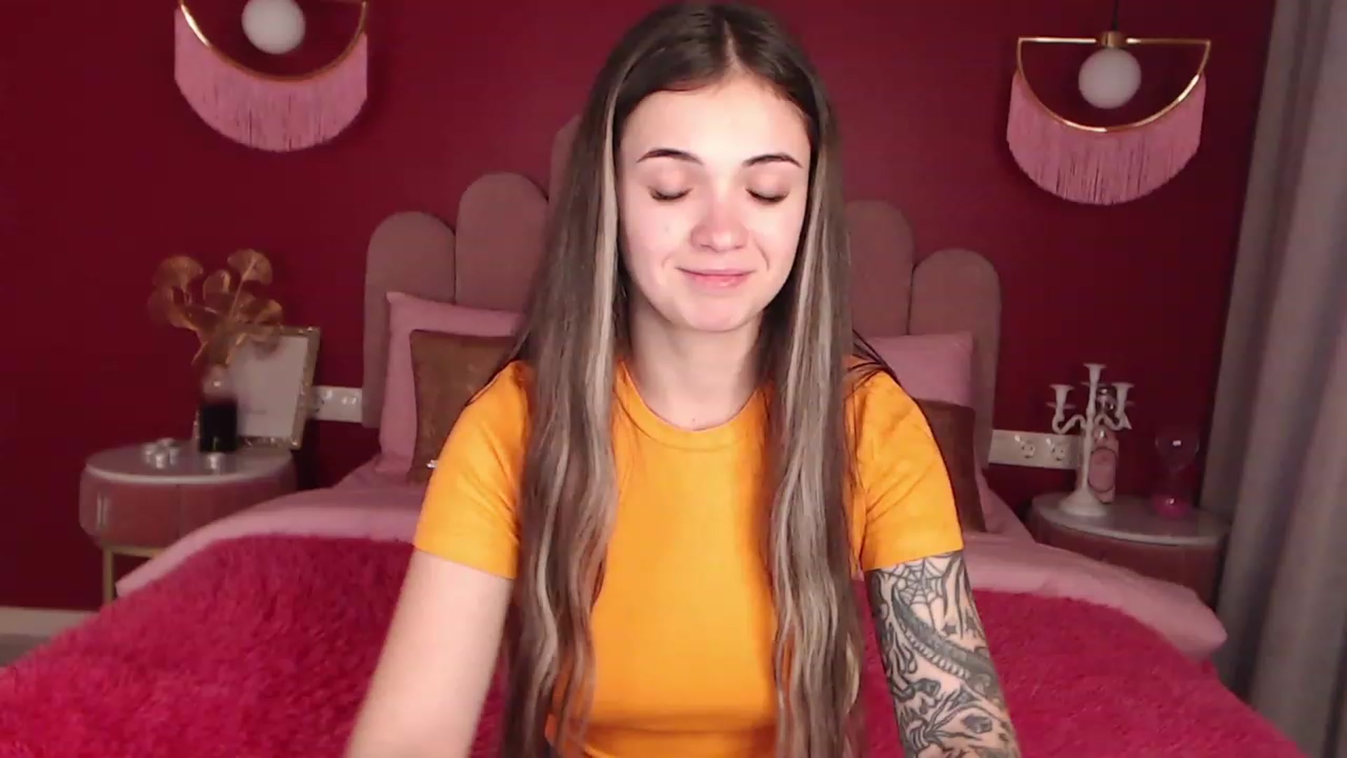 Gallery image thumbnail from AmeliaMFC's myfreecams stream on, 12/09/2022, 10:45 image 17 of 20