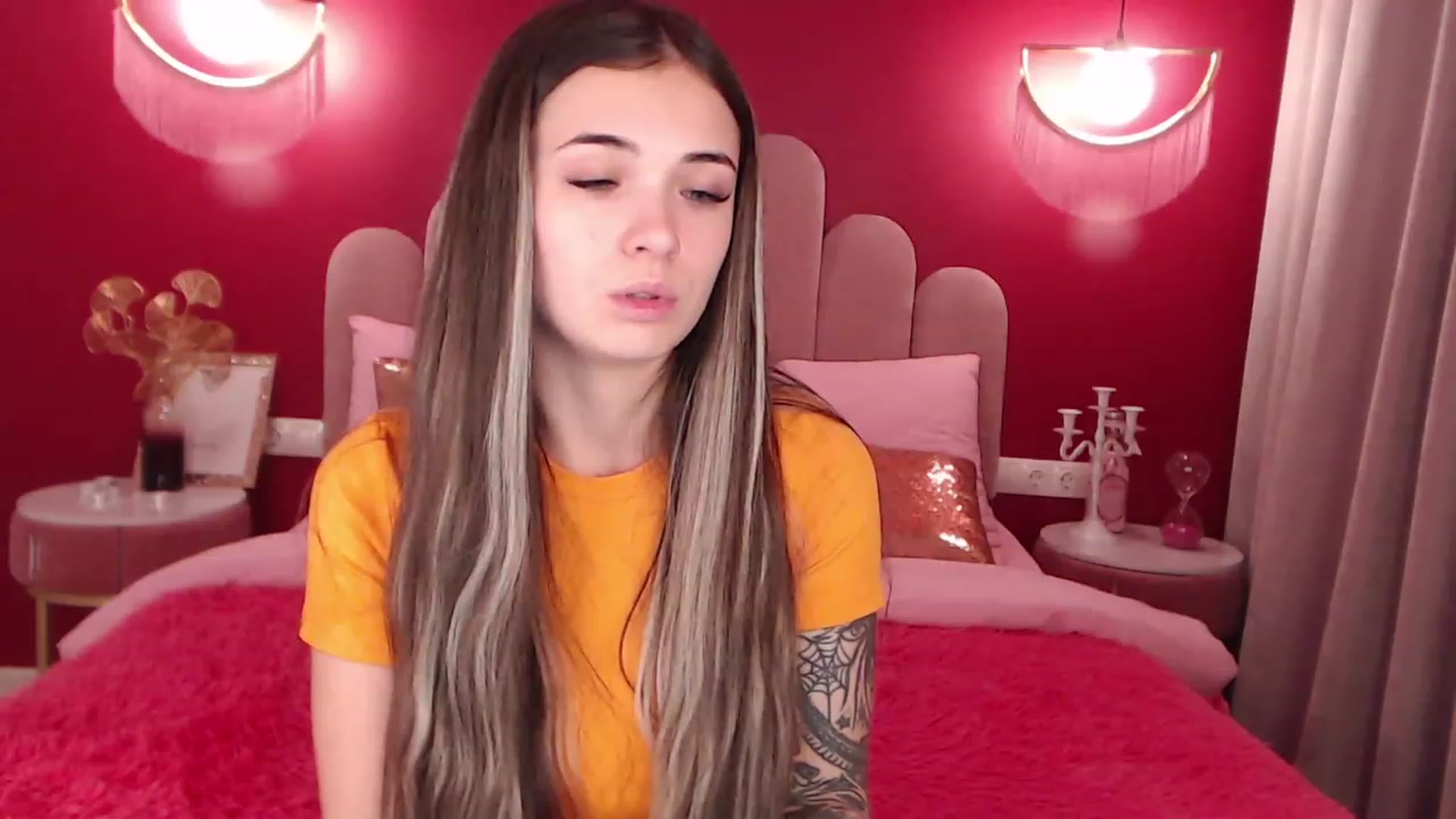 Gallery image thumbnail from AmeliaMFC's myfreecams stream on, 12/09/2022, 15:25 image 16 of 20