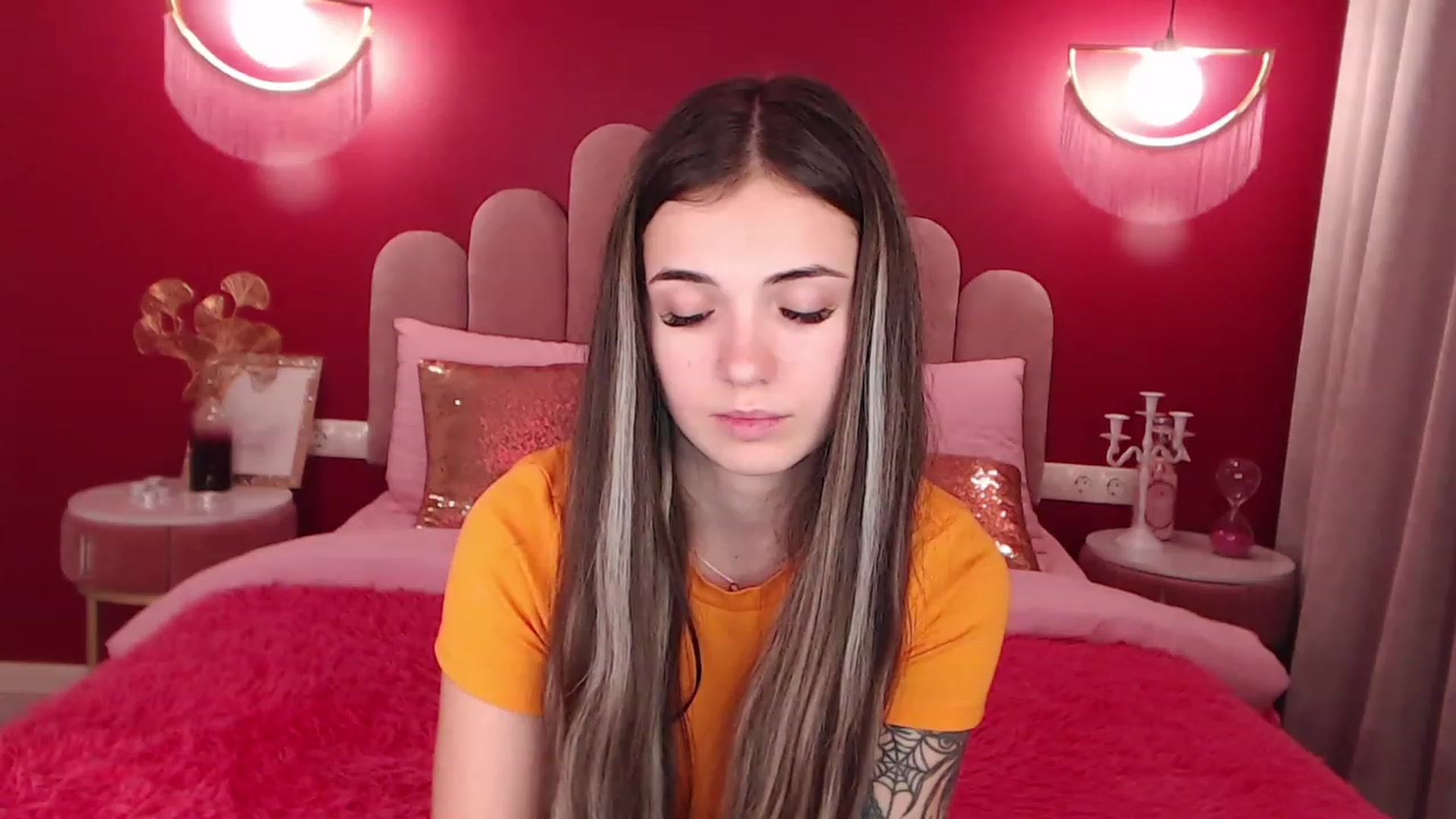 Gallery image thumbnail from AmeliaMFC's myfreecams stream on, 12/09/2022, 15:25 image 20 of 20