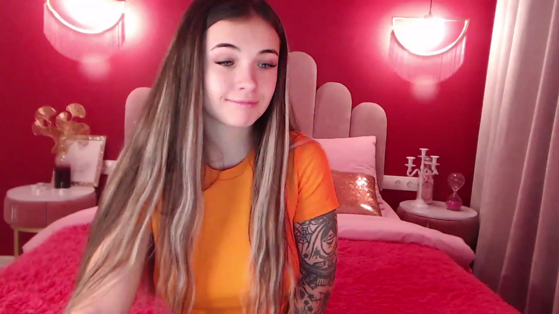 Gallery image thumbnail from AmeliaMFC's myfreecams stream on, 12/09/2022, 15:25 image 14 of 20