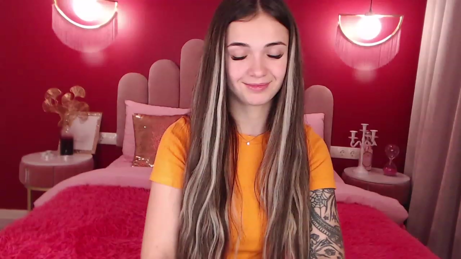 Gallery image thumbnail from AmeliaMFC's myfreecams stream on, 12/09/2022, 16:10 image 16 of 20