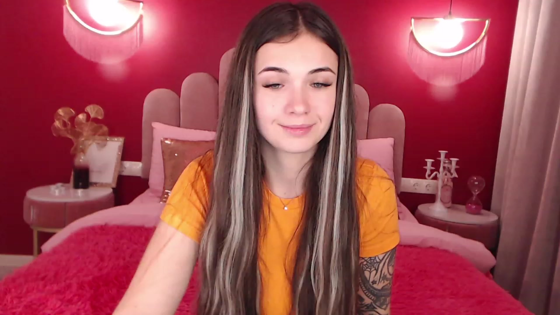 Gallery image thumbnail from AmeliaMFC's myfreecams stream on, 12/09/2022, 16:10 image 10 of 20