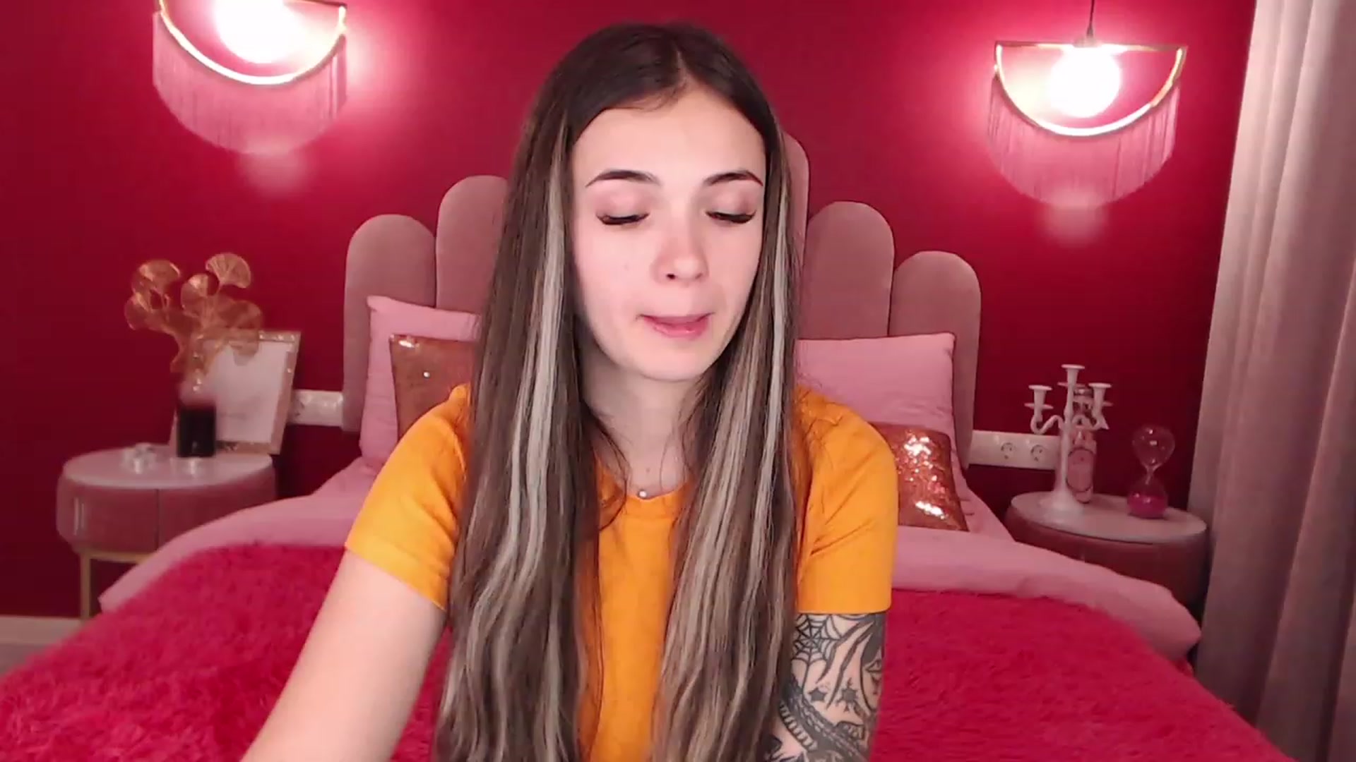 Gallery image thumbnail from AmeliaMFC's myfreecams stream on, 12/09/2022, 16:10 image 5 of 20