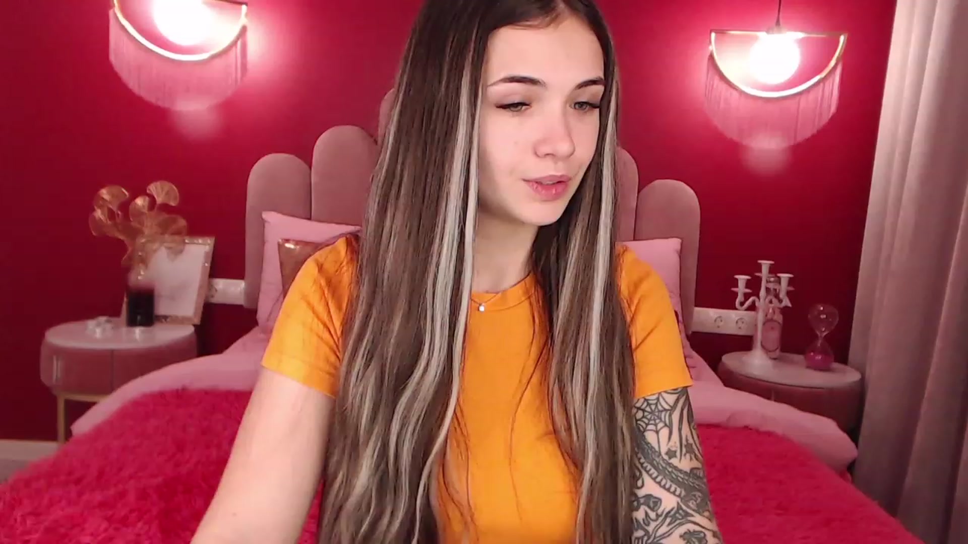 Gallery image thumbnail from AmeliaMFC's myfreecams stream on, 12/09/2022, 16:10 image 14 of 20