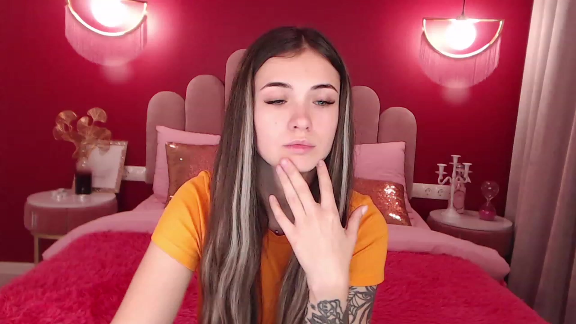 Gallery image thumbnail from AmeliaMFC's myfreecams stream on, 12/09/2022, 16:10 image 1 of 20