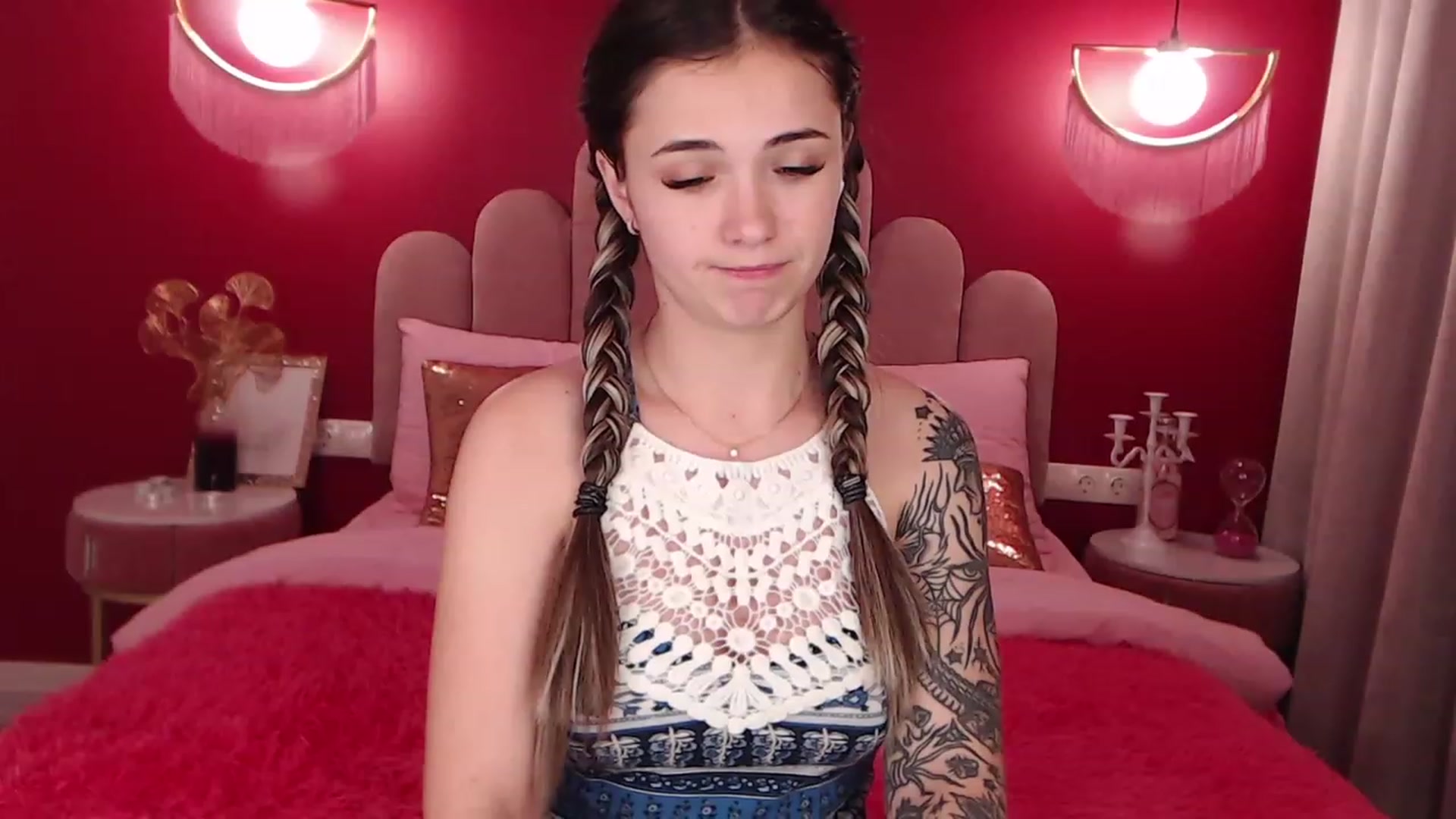 Gallery image thumbnail from AmeliaMFC's myfreecams stream on, 12/09/2022, 19:30 image 16 of 20