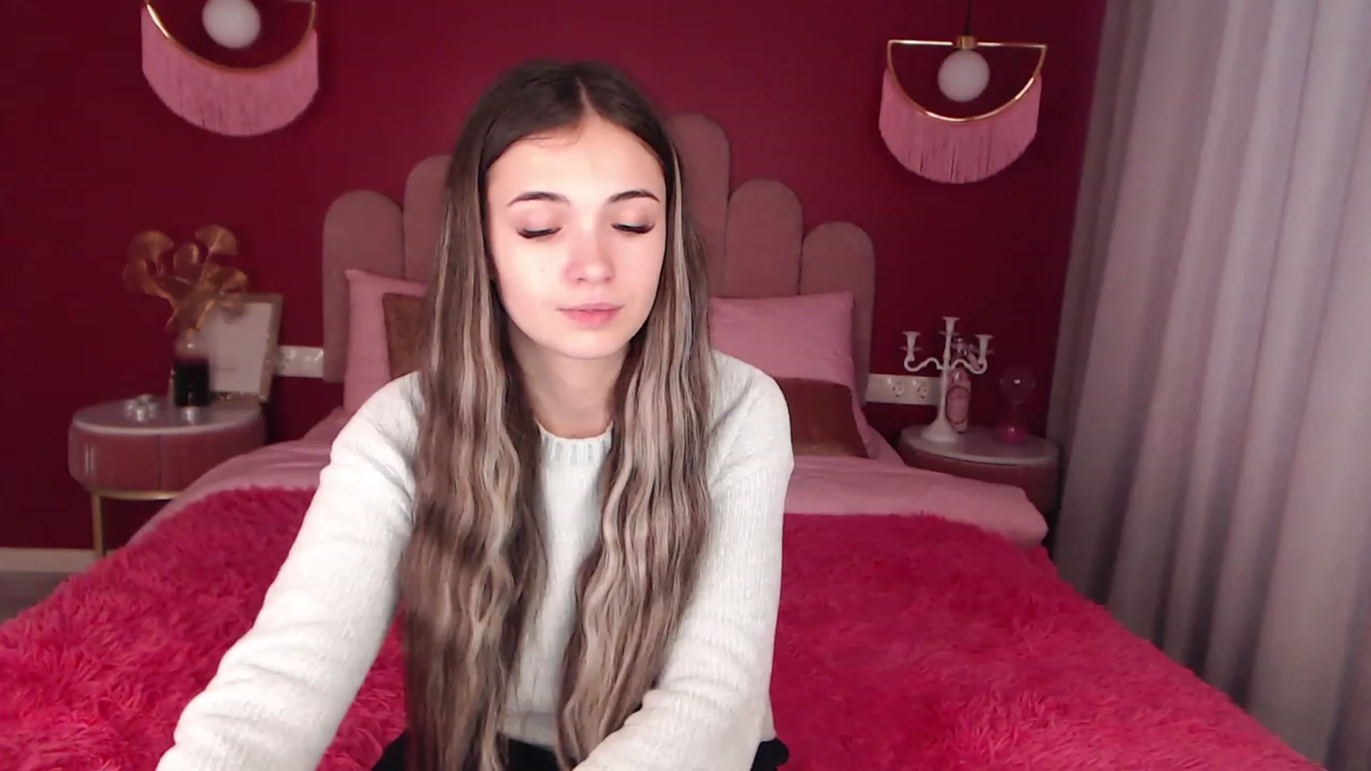 Gallery image thumbnail from AmeliaMFC's myfreecams stream on, 12/10/2022, 14:36 image 3 of 20
