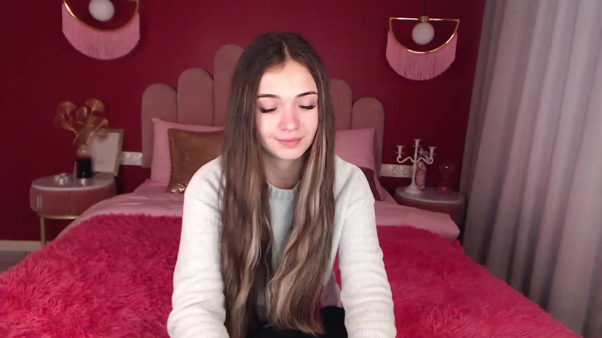Gallery image thumbnail from AmeliaMFC's myfreecams stream on, 12/10/2022, 14:36 image 4 of 20