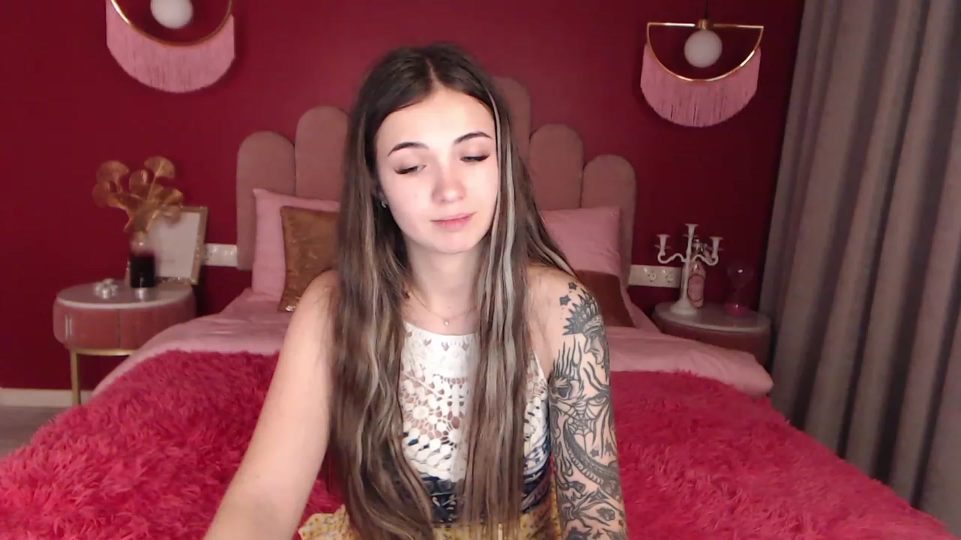 Gallery image thumbnail from AmeliaMFC's myfreecams stream on, 12/10/2022, 18:19 image 10 of 20