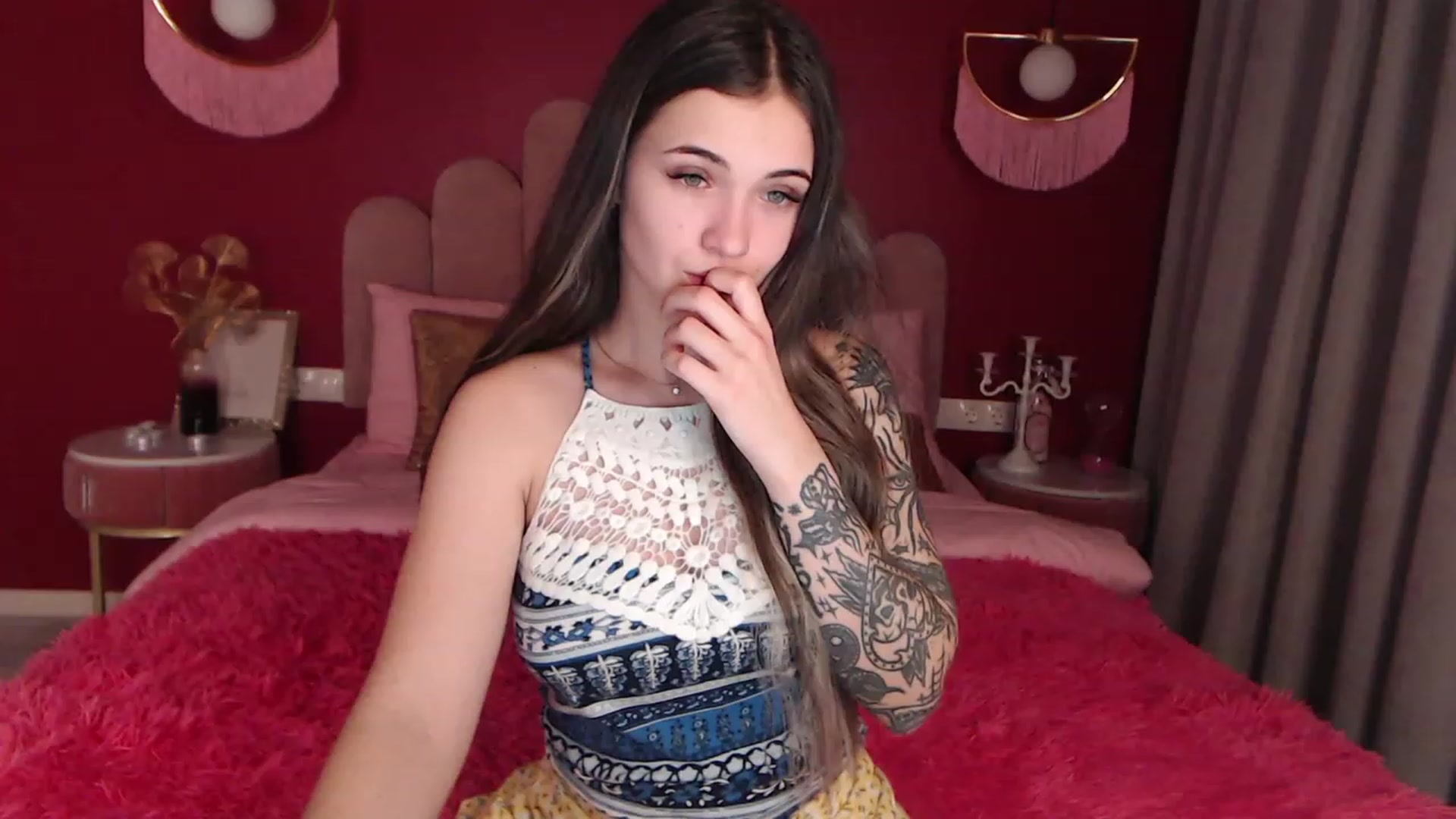 Gallery image thumbnail from AmeliaMFC's myfreecams stream on, 12/10/2022, 19:32 image 16 of 20