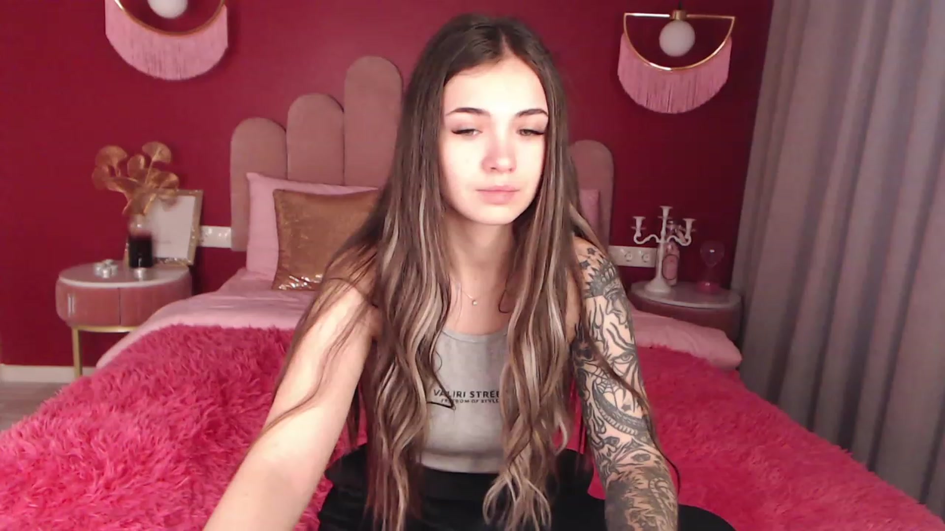 Gallery image thumbnail from AmeliaMFC's myfreecams stream on, 12/11/2022, 08:41 image 4 of 20
