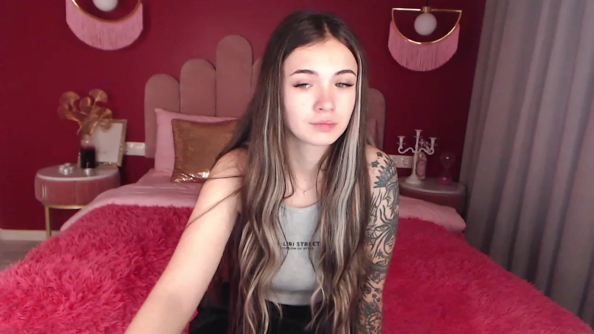 Gallery image thumbnail from AmeliaMFC's myfreecams stream on, 12/11/2022, 08:41 image 15 of 20