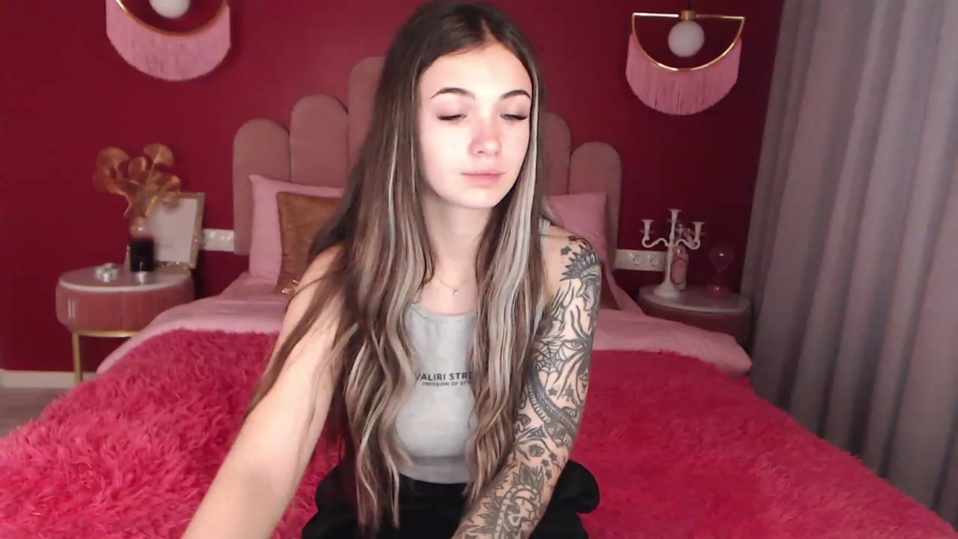 Gallery image thumbnail from AmeliaMFC's myfreecams stream on, 12/11/2022, 08:41 image 14 of 20