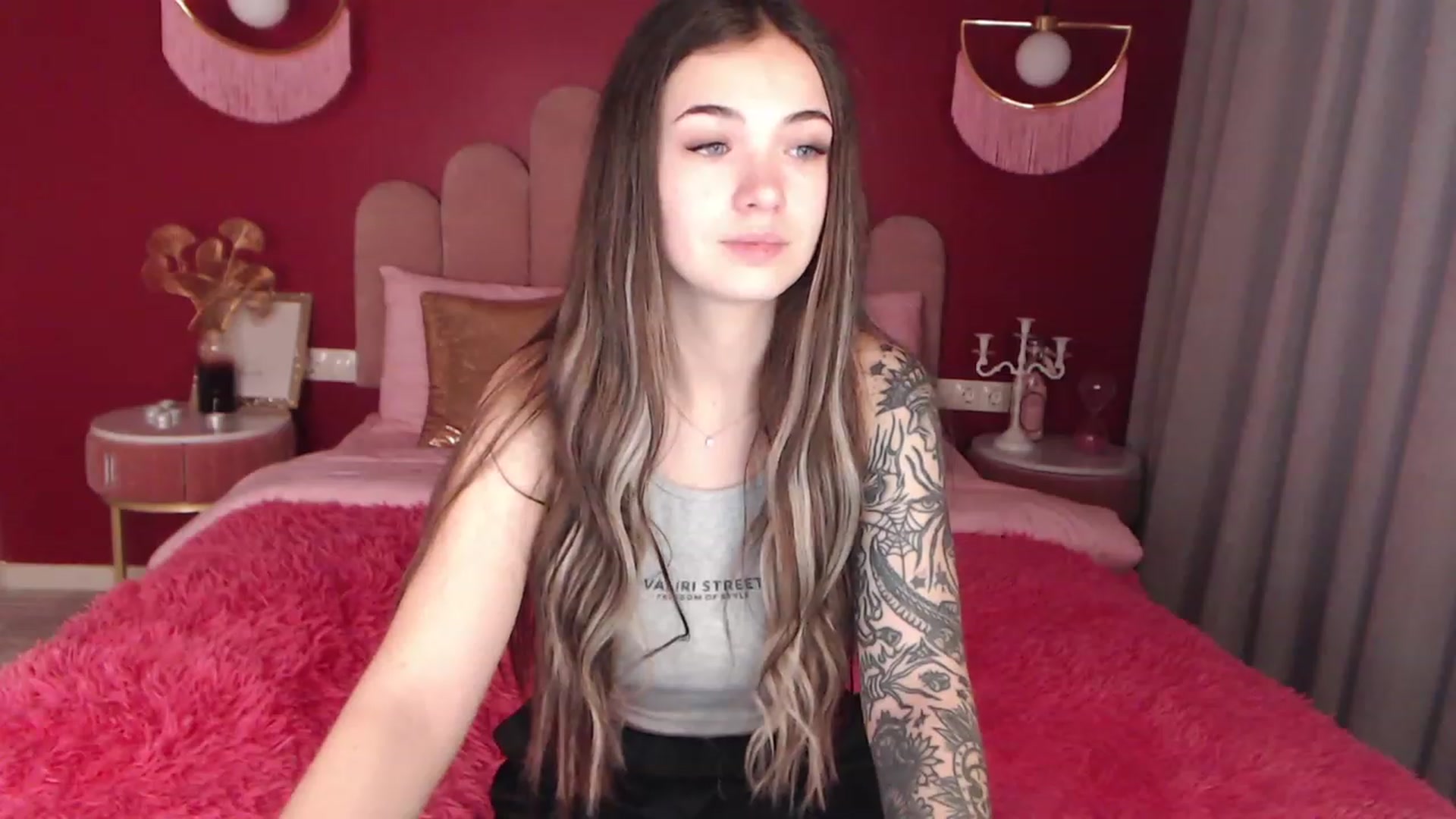 Gallery image thumbnail from AmeliaMFC's myfreecams stream on, 12/11/2022, 08:41 image 5 of 20