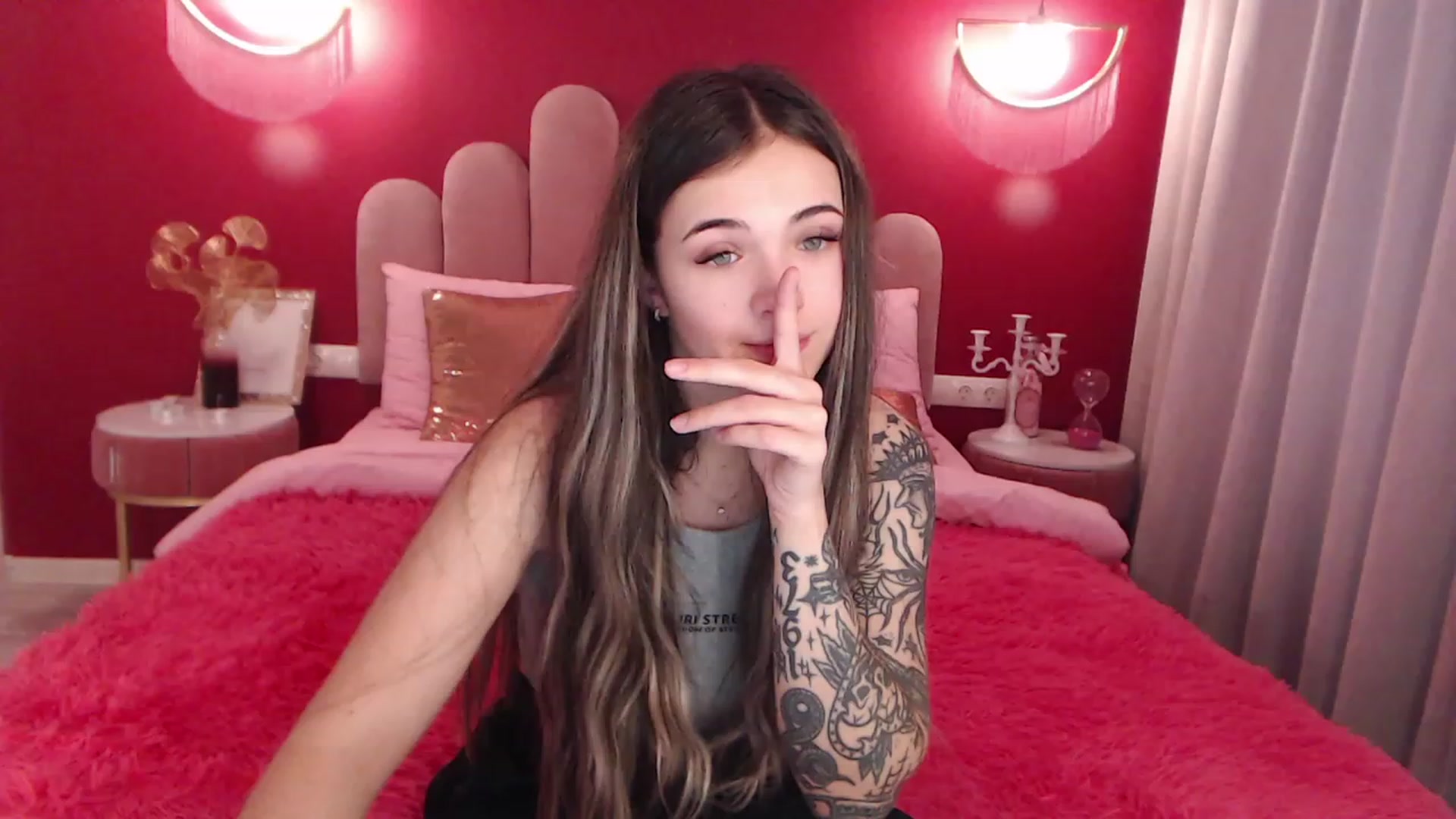 Gallery image thumbnail from AmeliaMFC's myfreecams stream on, 12/11/2022, 12:09 image 18 of 20