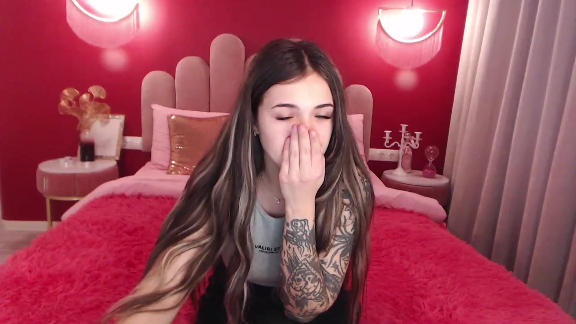 Gallery image thumbnail from AmeliaMFC's myfreecams stream on, 12/11/2022, 12:09 image 5 of 20