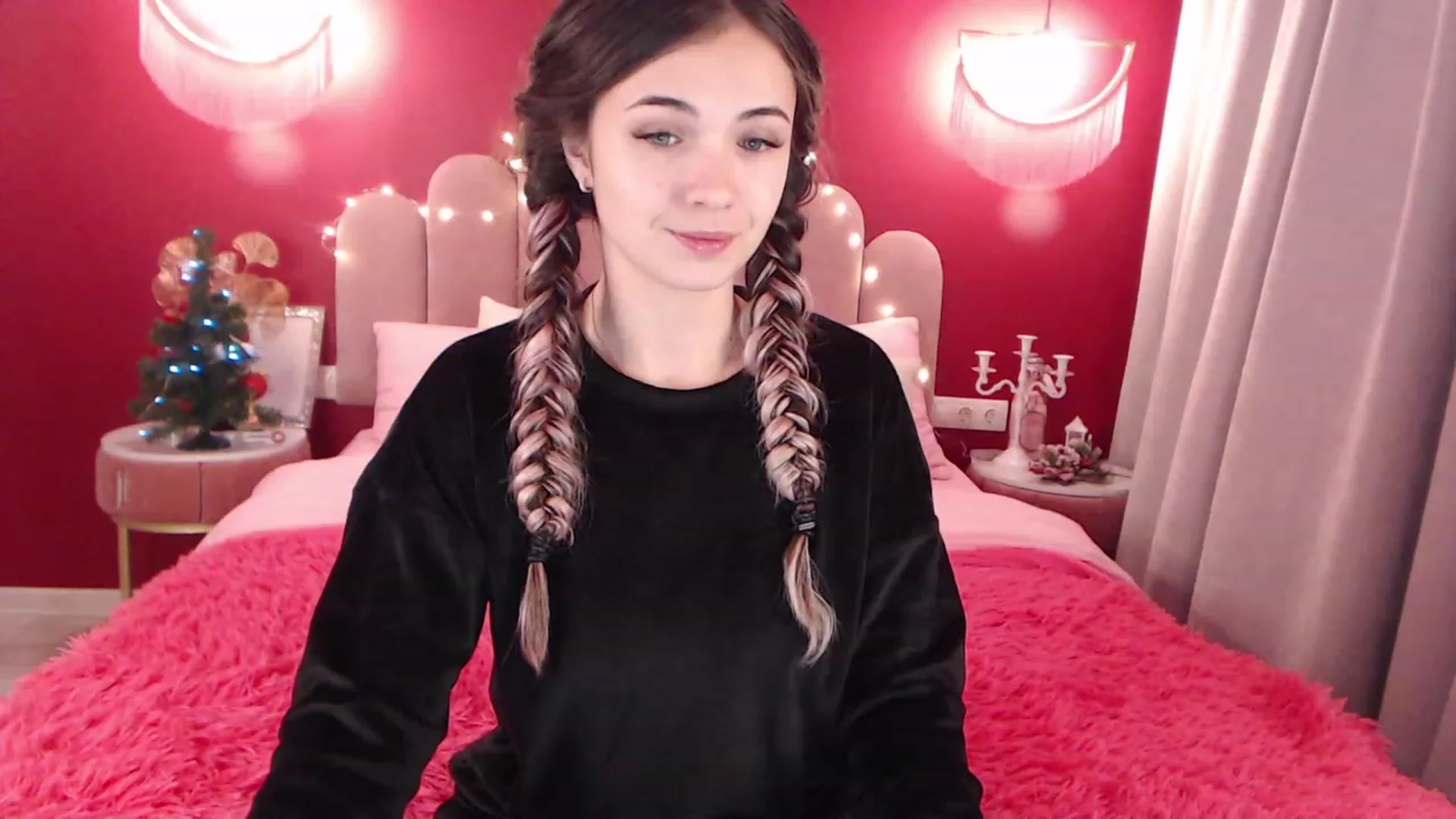 Gallery image thumbnail from AmeliaMFC's myfreecams stream on, 12/15/2022, 08:23 image 8 of 20