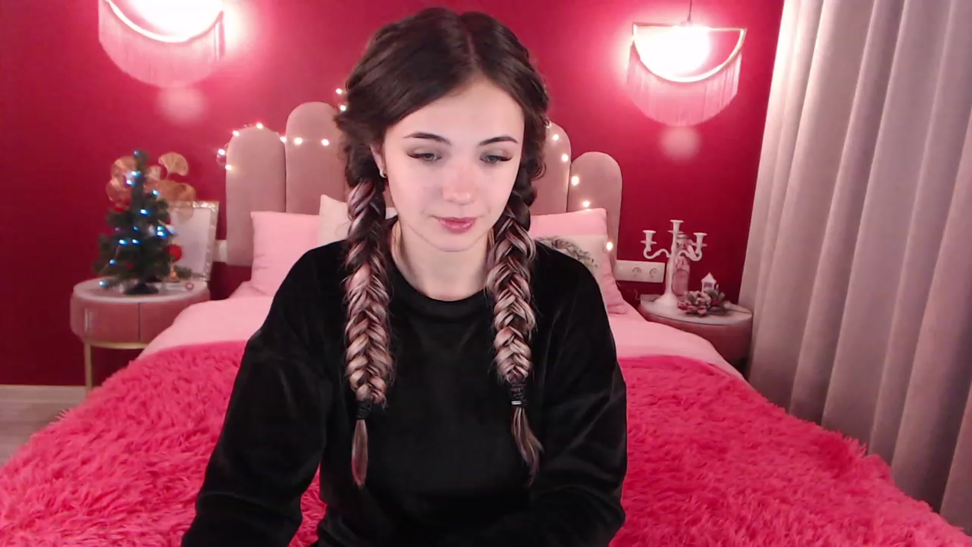 Gallery image thumbnail from AmeliaMFC's myfreecams stream on, 12/15/2022, 08:23 image 18 of 20