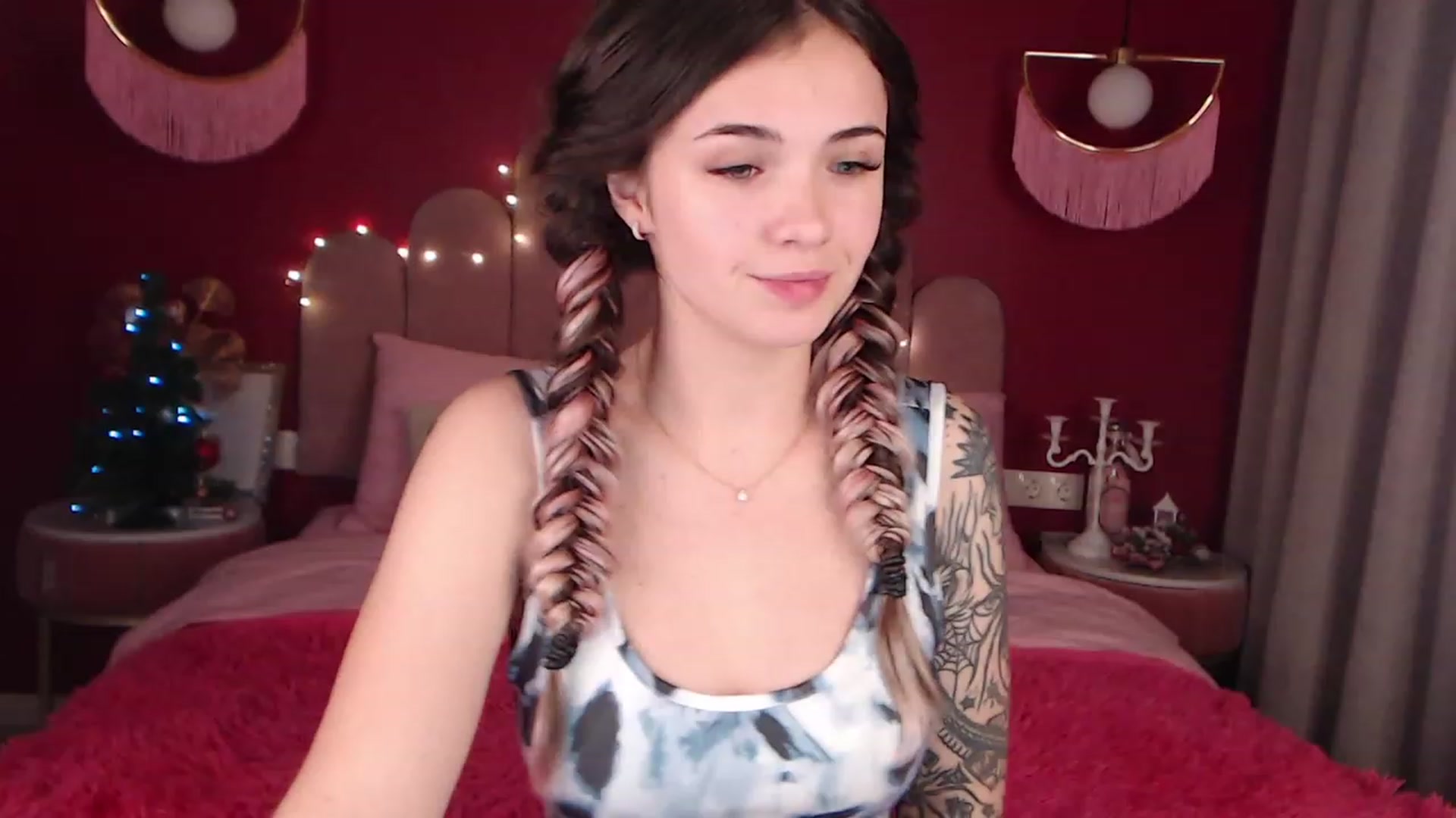 Gallery image thumbnail from AmeliaMFC's myfreecams stream on, 12/15/2022, 11:31 image 5 of 20