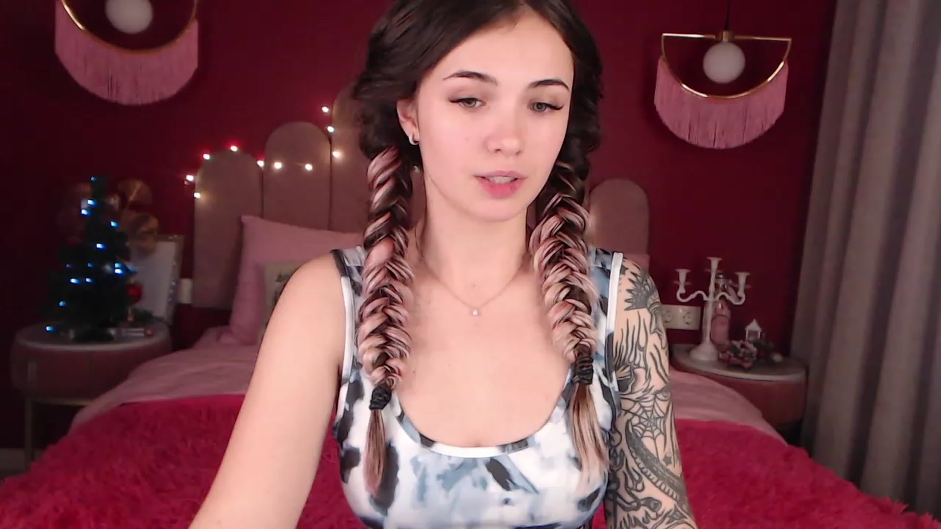 Gallery image thumbnail from AmeliaMFC's myfreecams stream on, 12/15/2022, 11:31 image 6 of 20